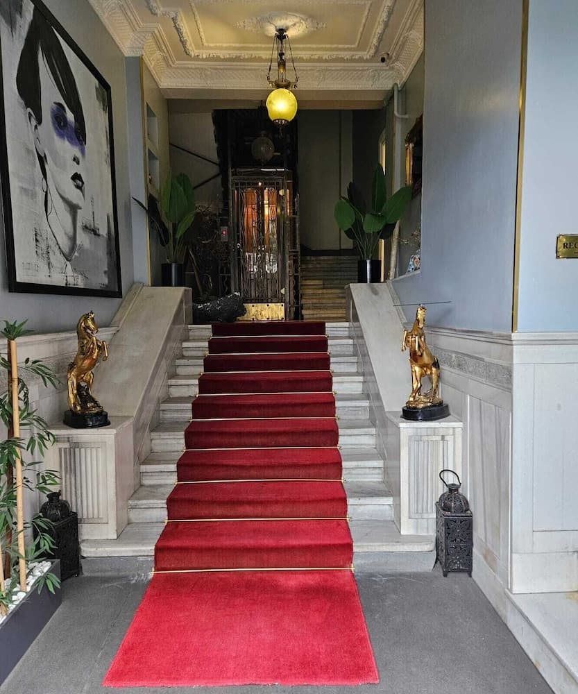 Lina Otel Taksim Pera - Image 2