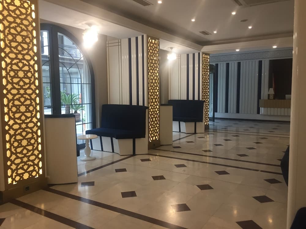 Mara Palace Otel - Image 1