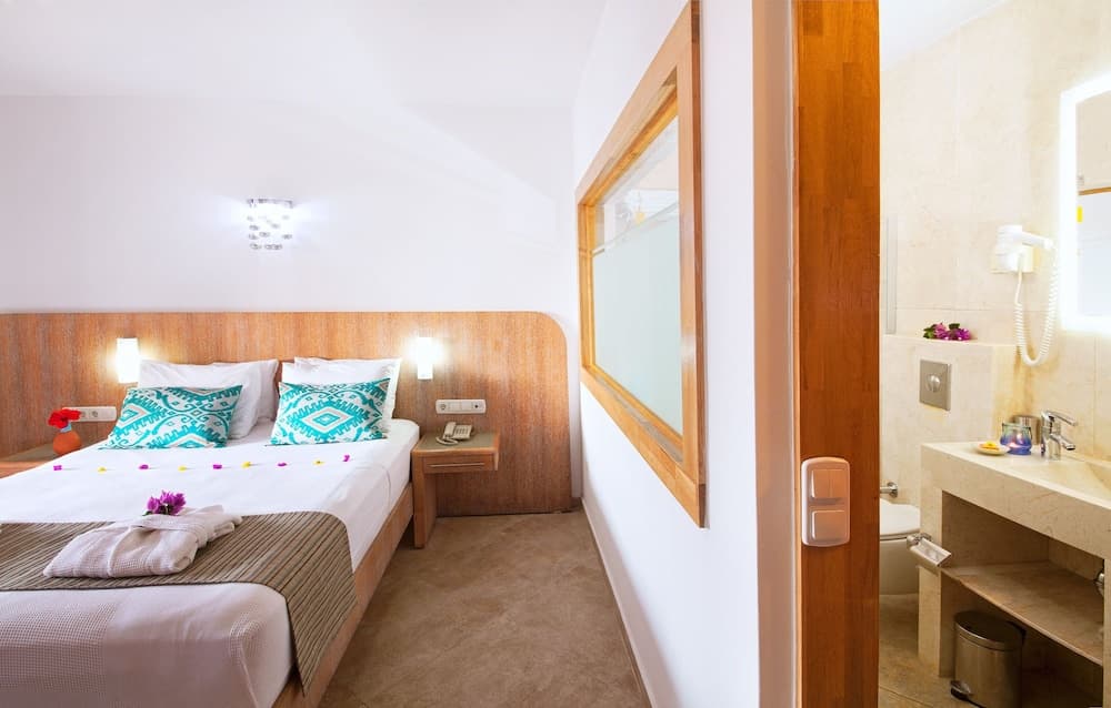 Mekvin Hotels Deniz Feneri Fener Yetişkinlere Özel +12 - Image 3