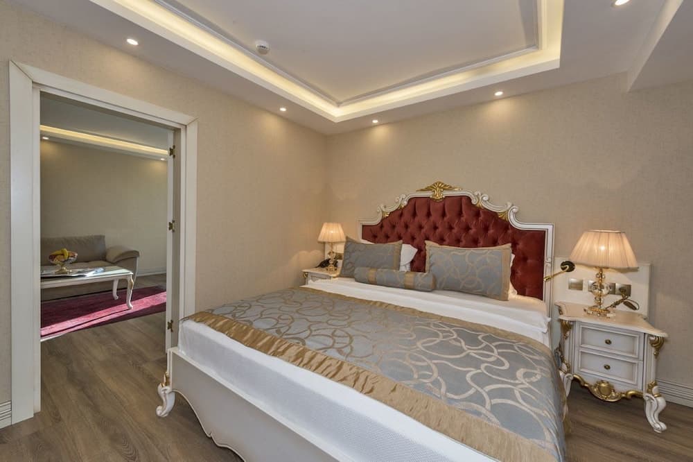 Glorious Otel - Image 1