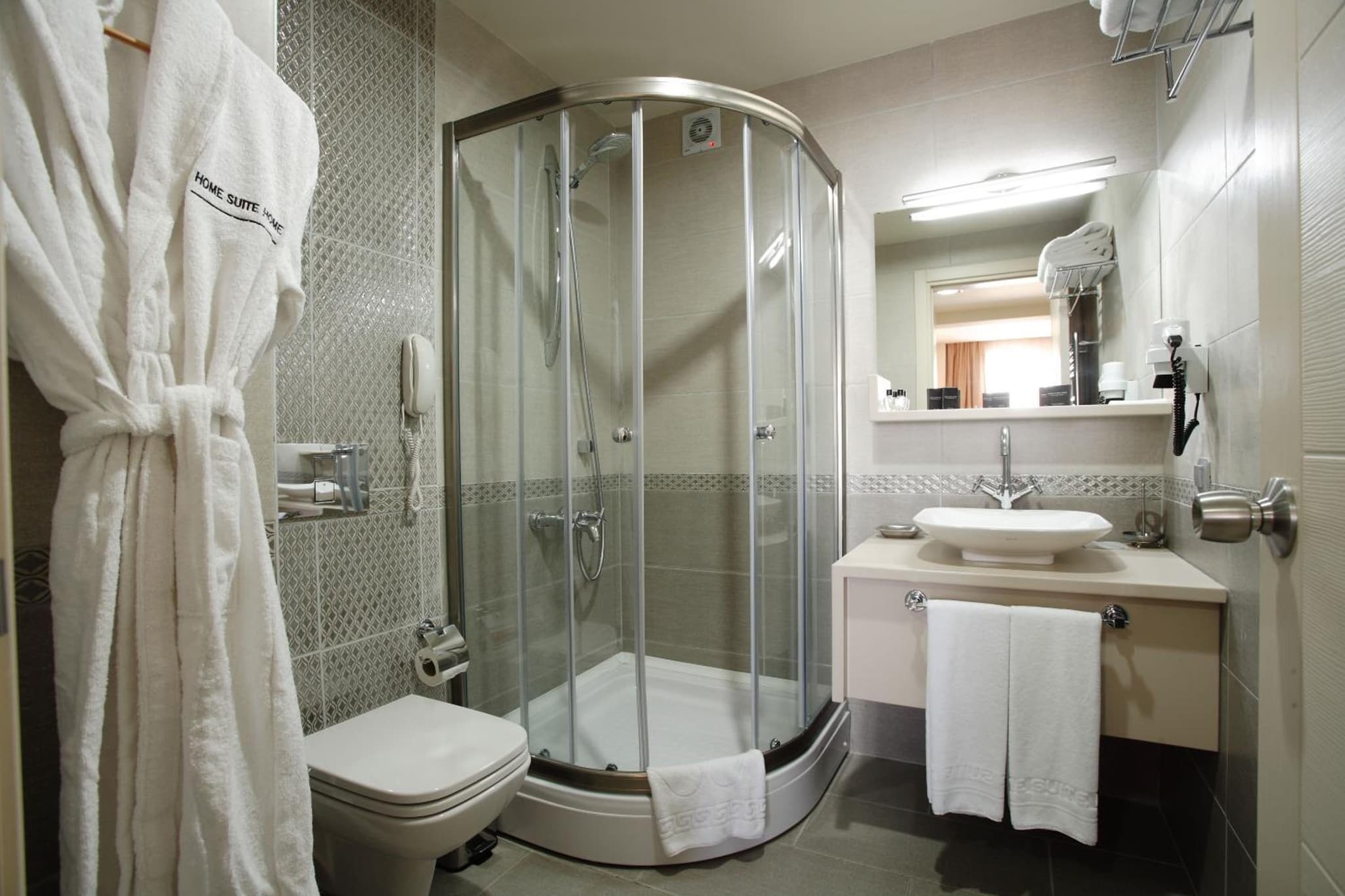 Home Stay Home Sisli - Image 4