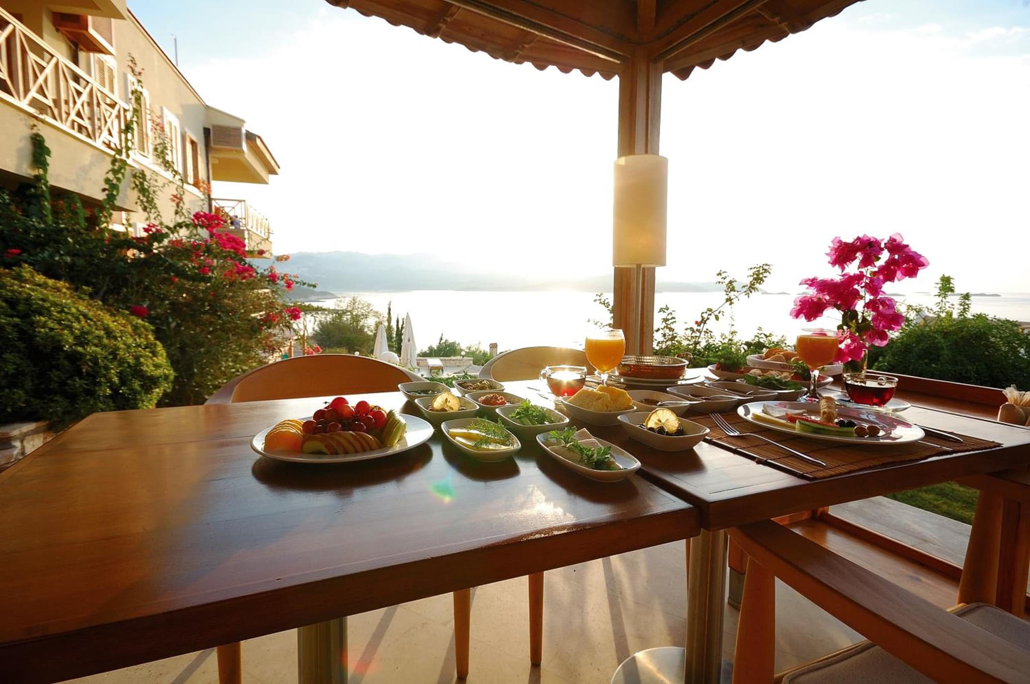 Lycia Hotel - Image 4