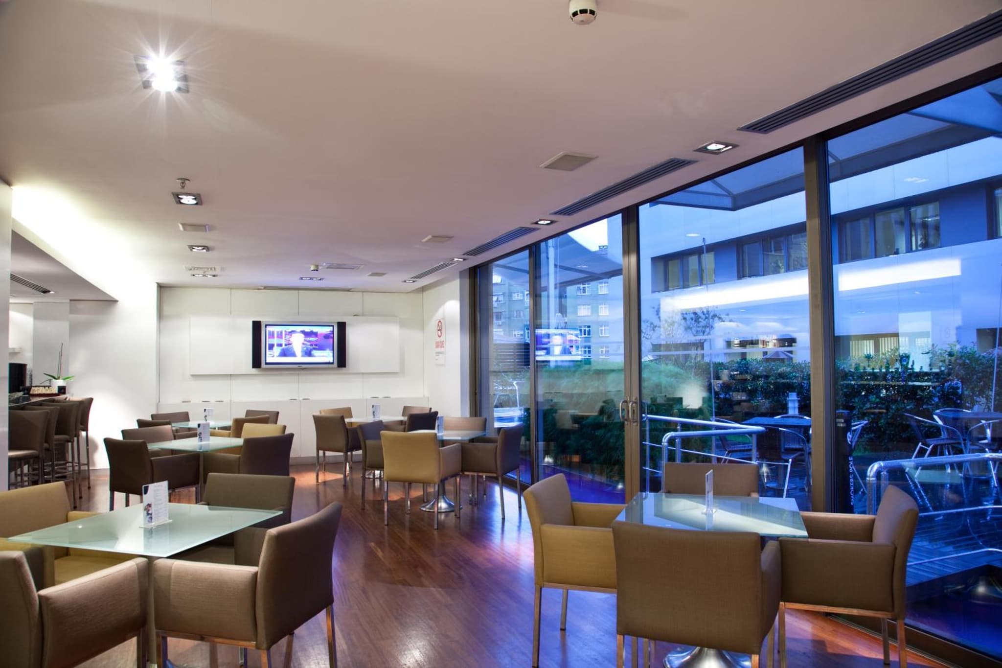 Divan Istanbul City - Image 1