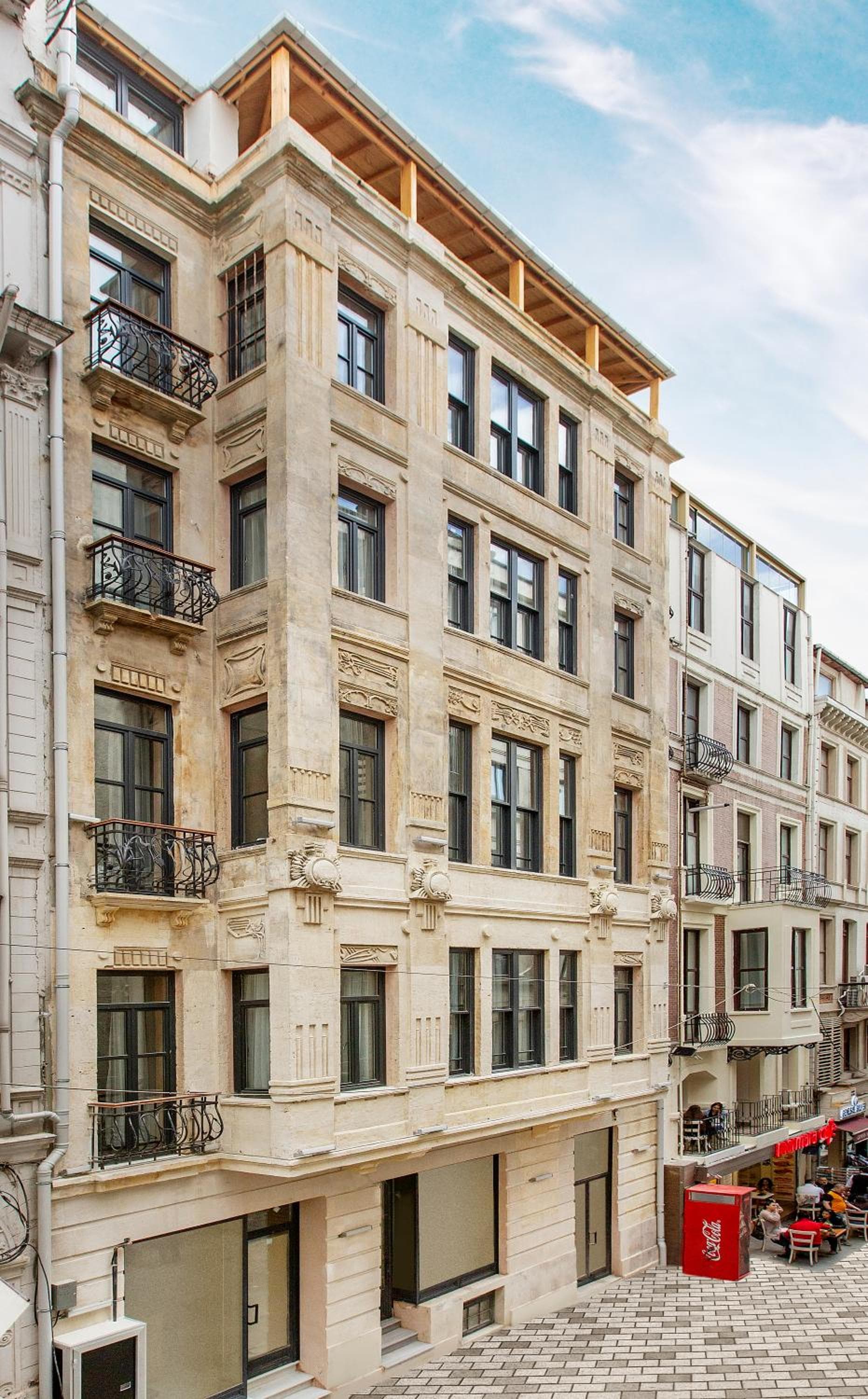 Premist Hotels Taksim - Image 1