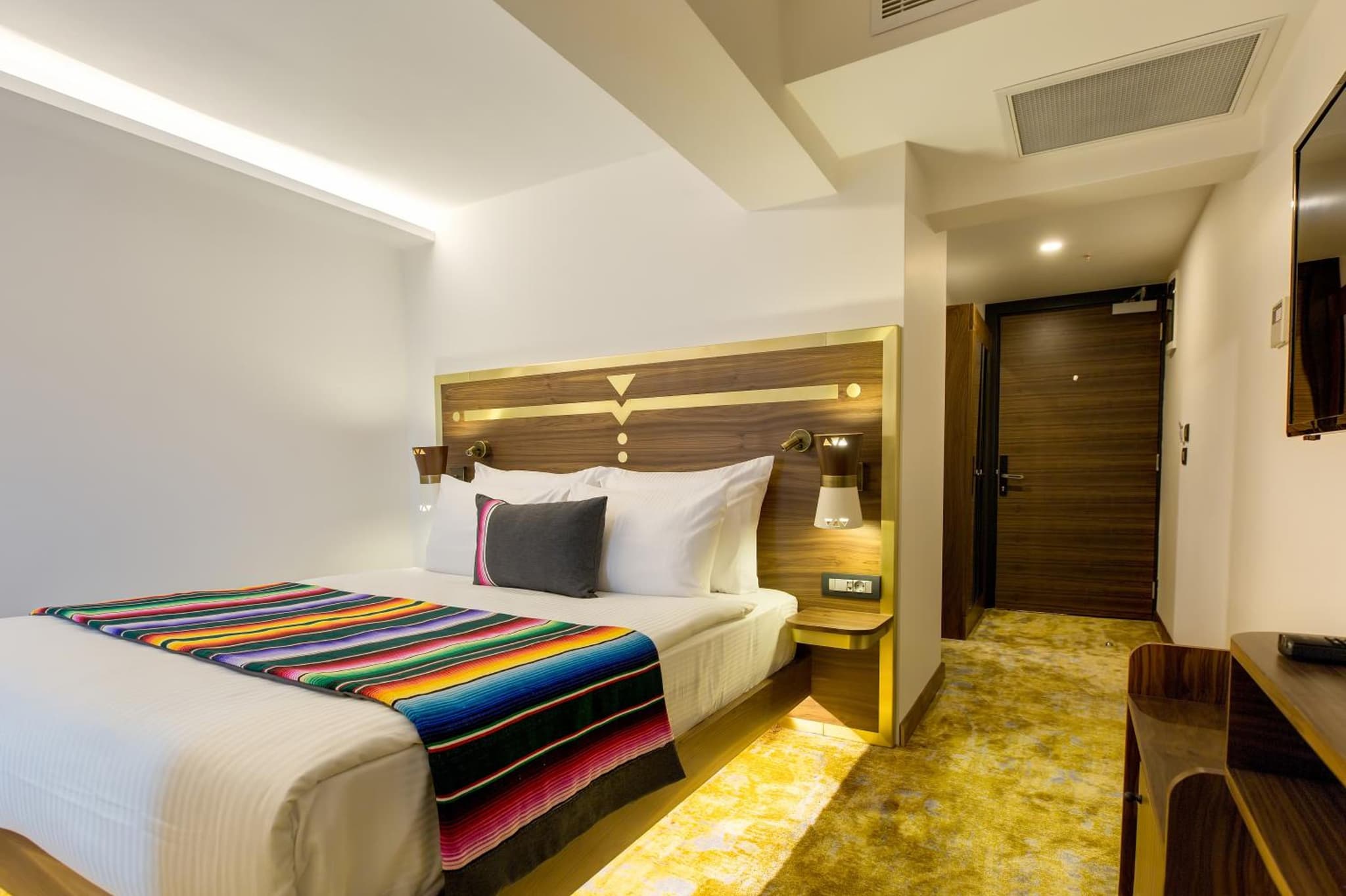 Hay Hotel Alsancak - Image 3