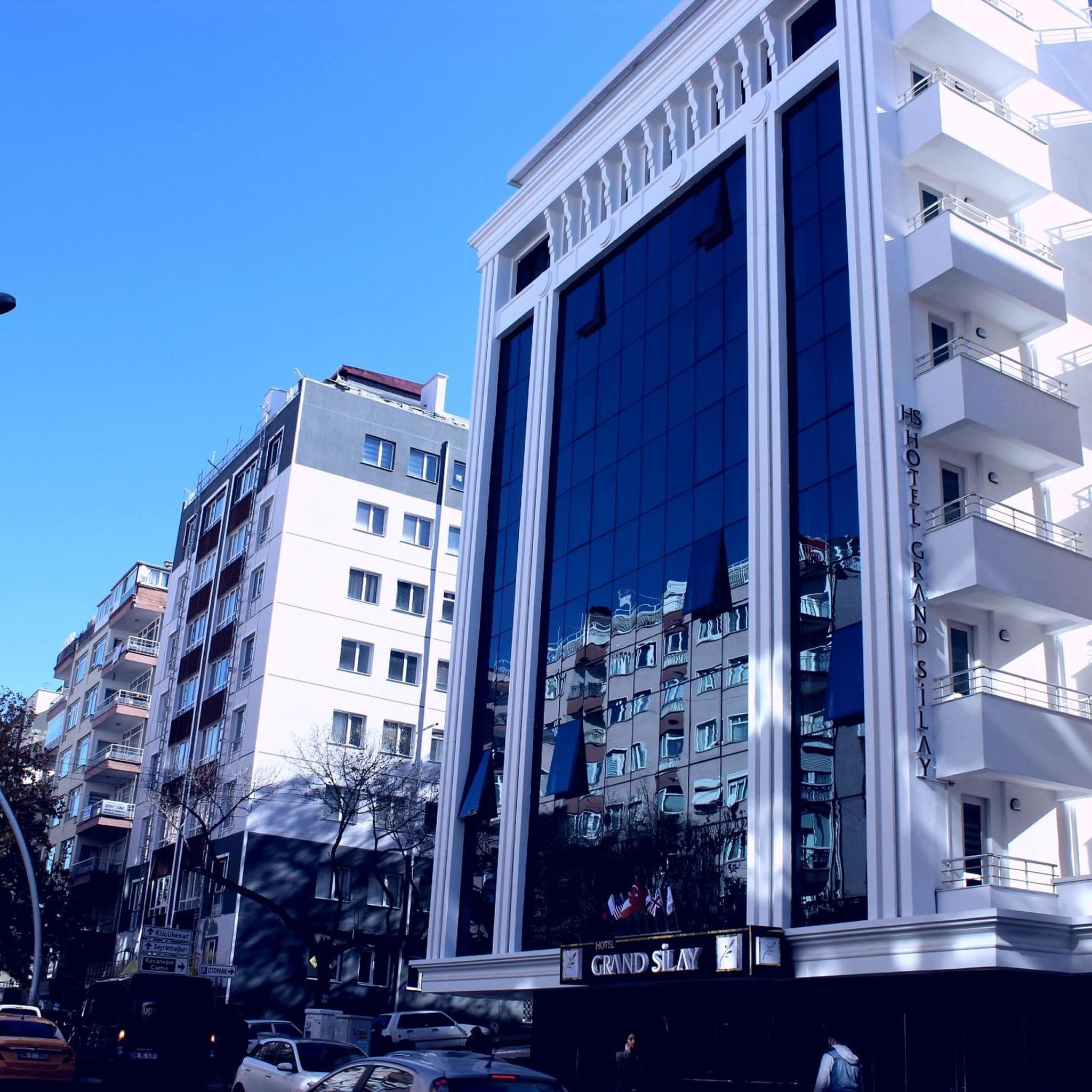 Grand Silay Hotel - Image 1