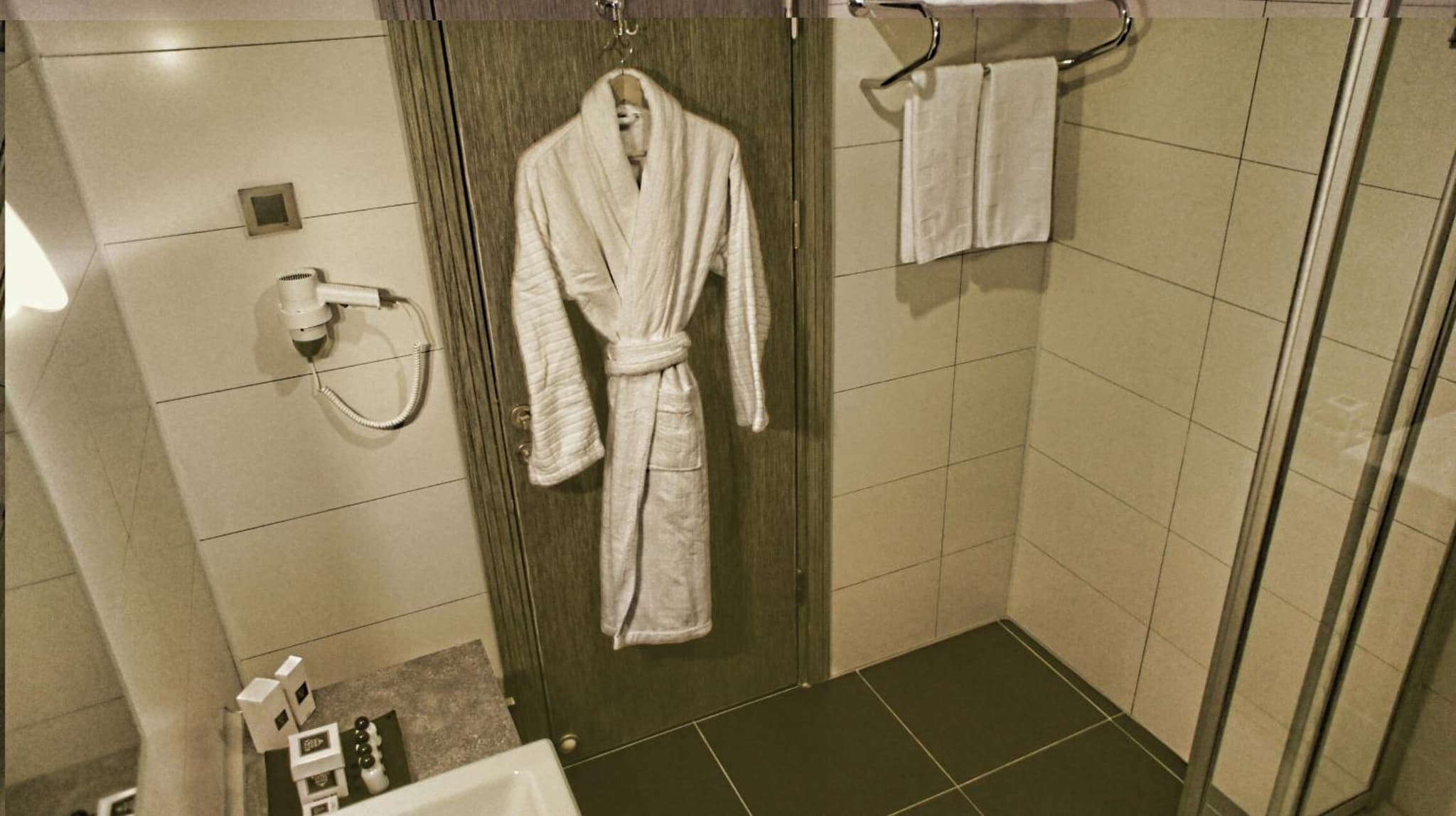 Koza Suite Hotel - Image 1