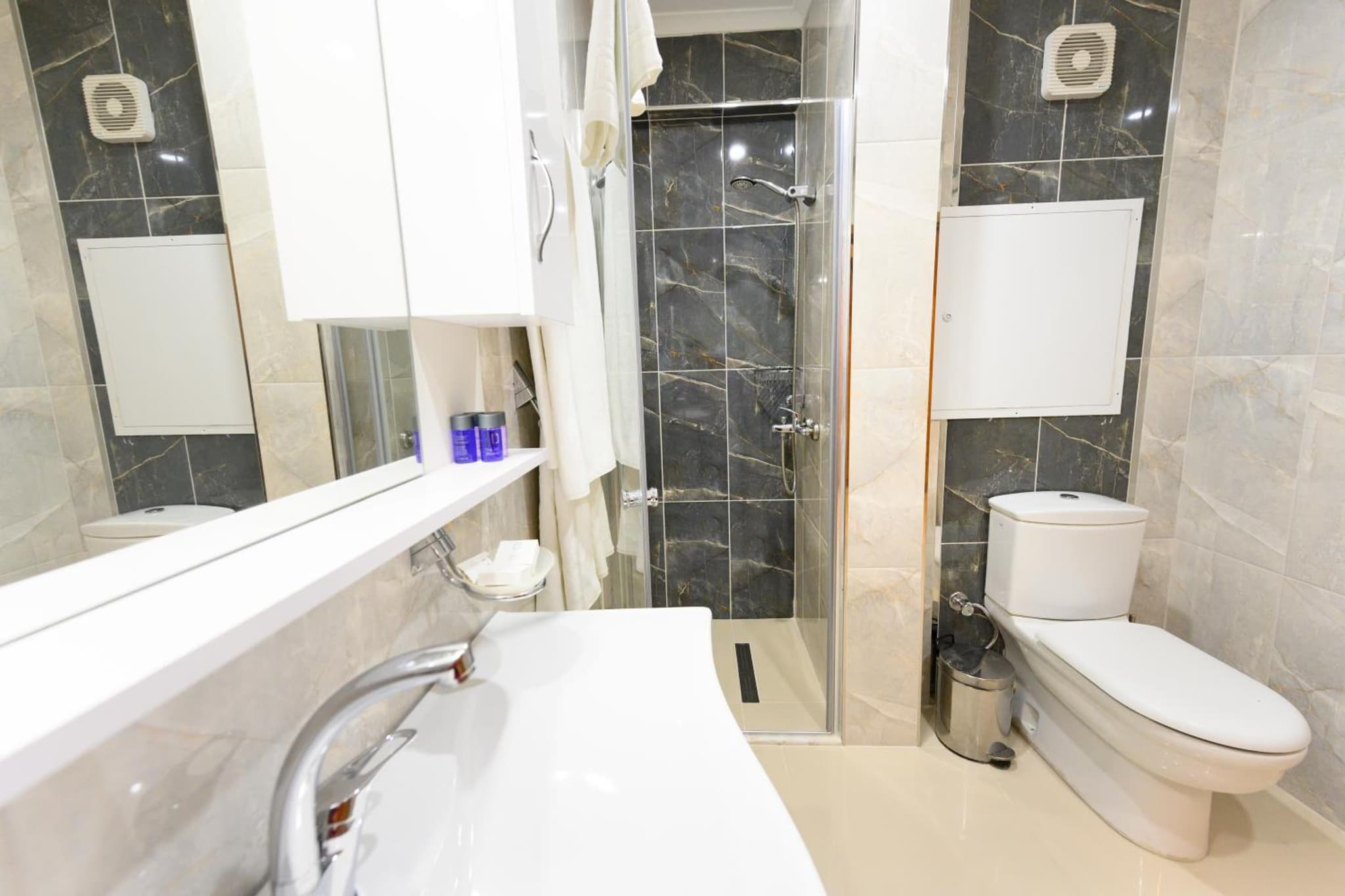 Entes Apart - Image 4