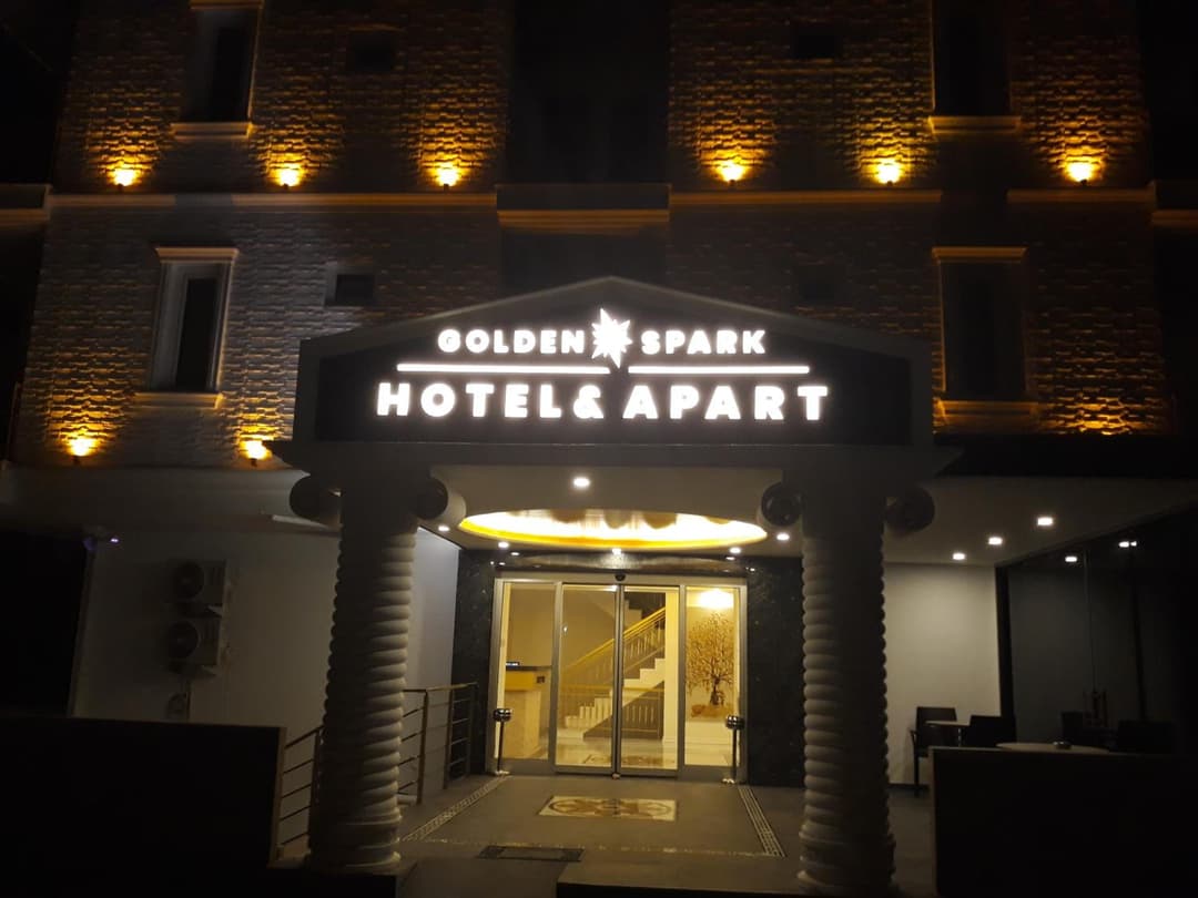 Golden Spark fotoğrafı