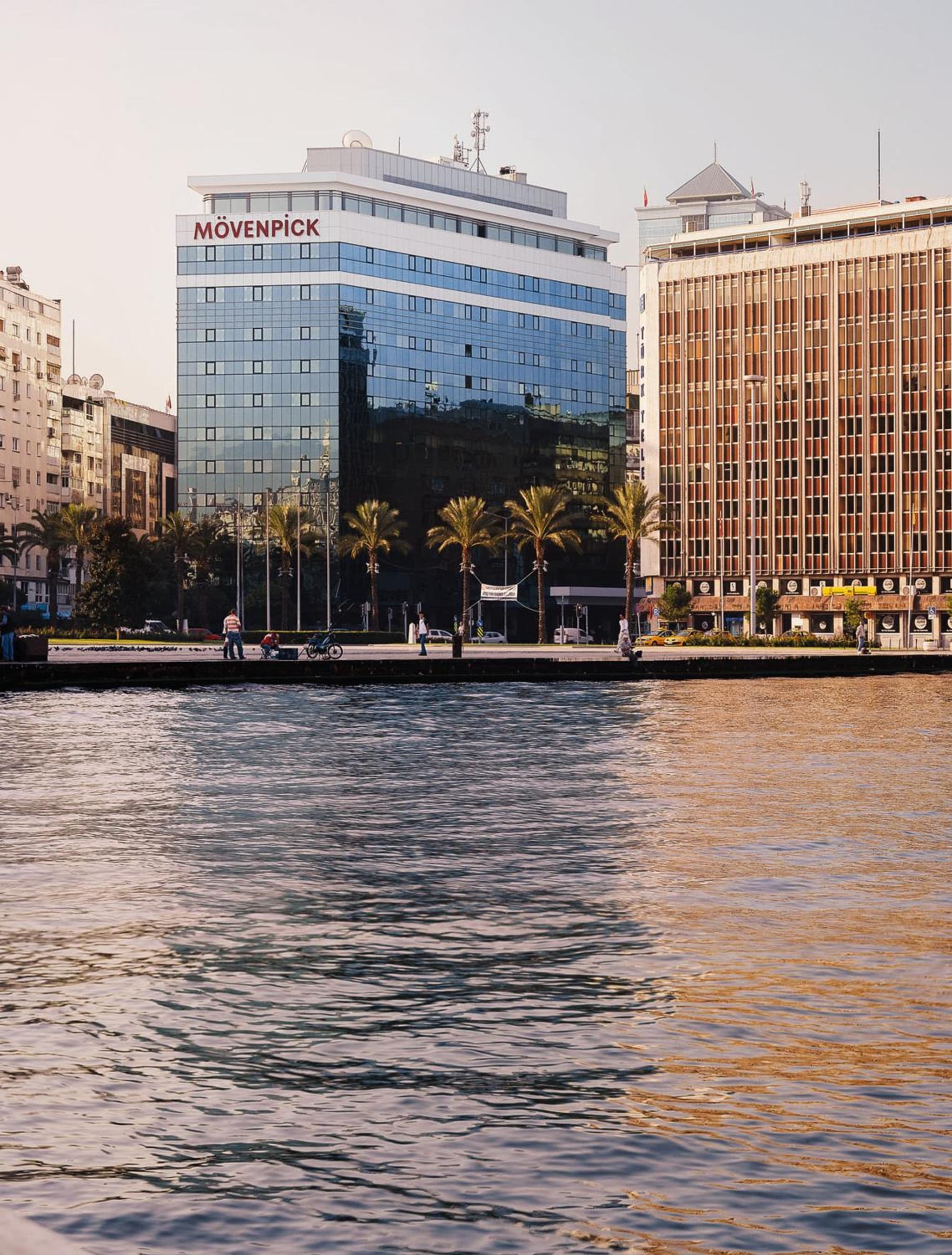 Mövenpick Hotel Izmir - Image 1