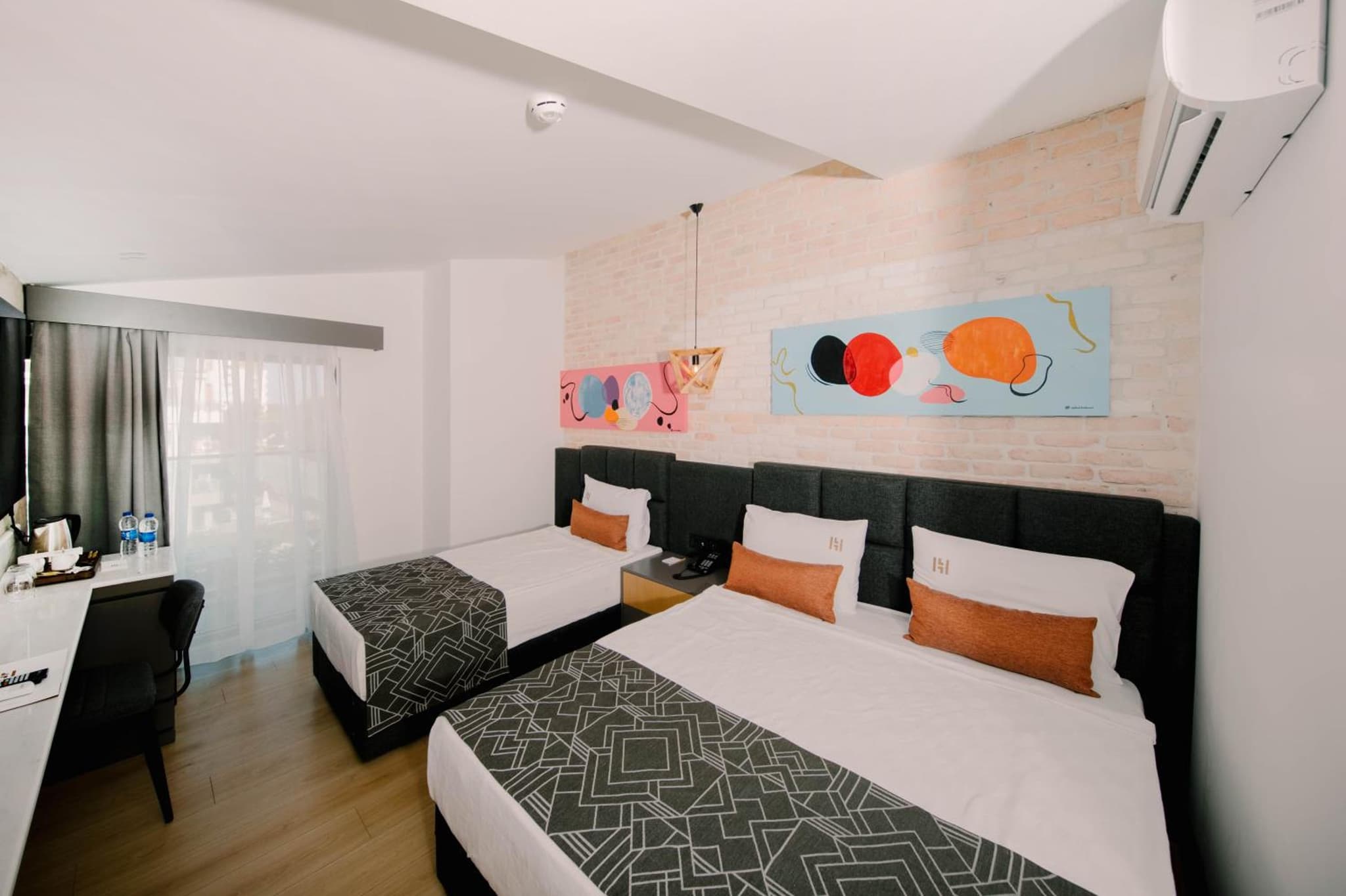 Laren Sea Side Hotel Spa - Image 4