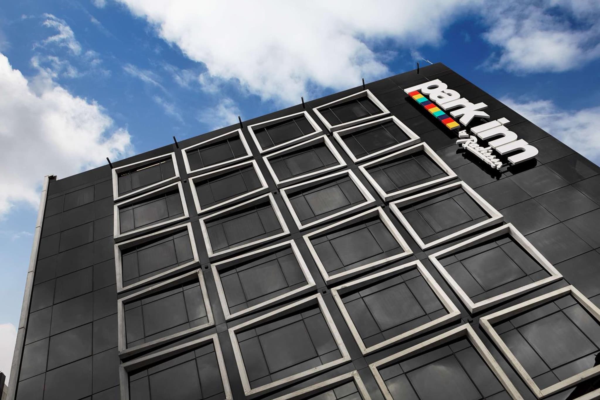 Park Inn by Radisson İzmir - Image 3