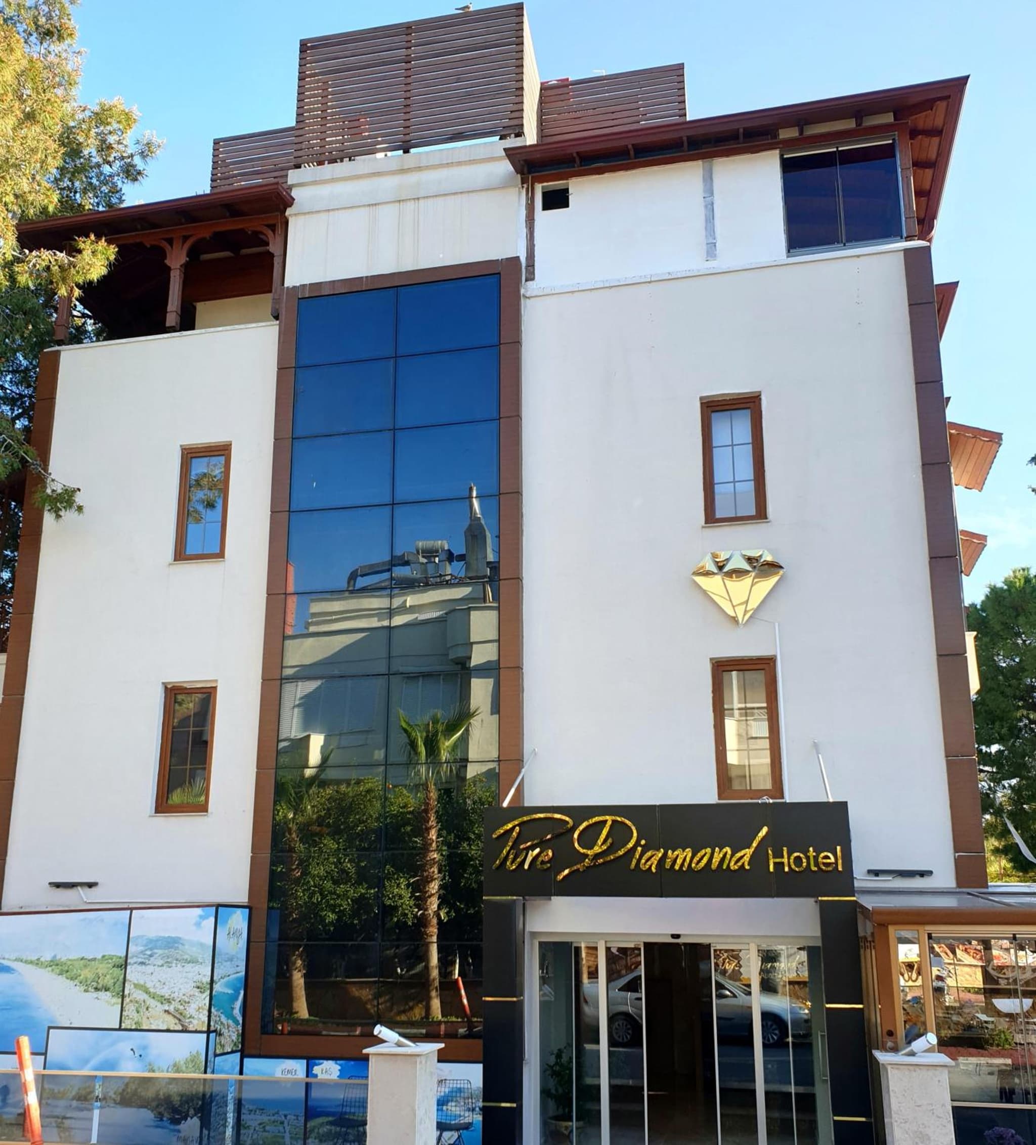 Pure Diamond Otel - Image 1