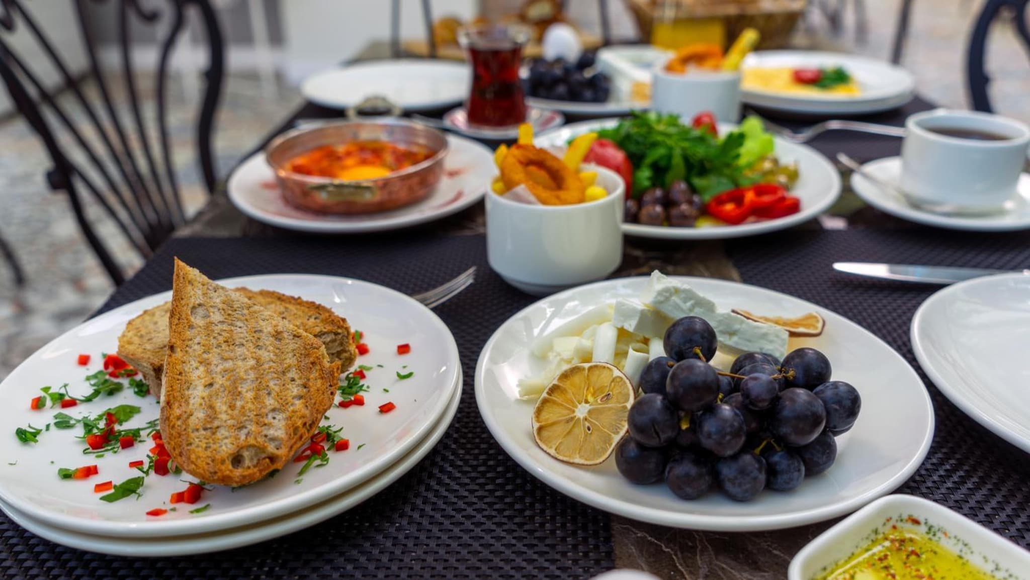 The Mori Club Hotel - Image 2