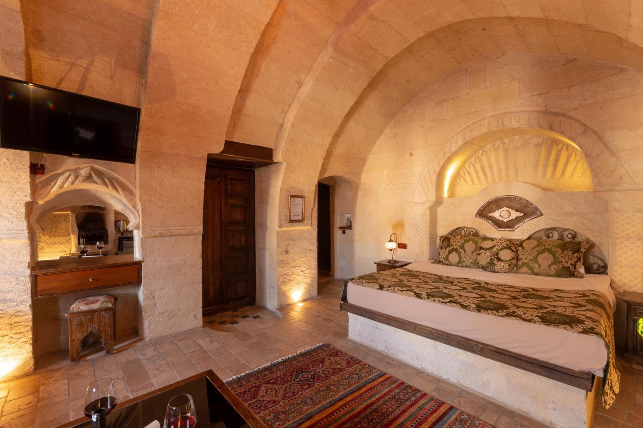 Adora Cave Suitleri - - Image 2