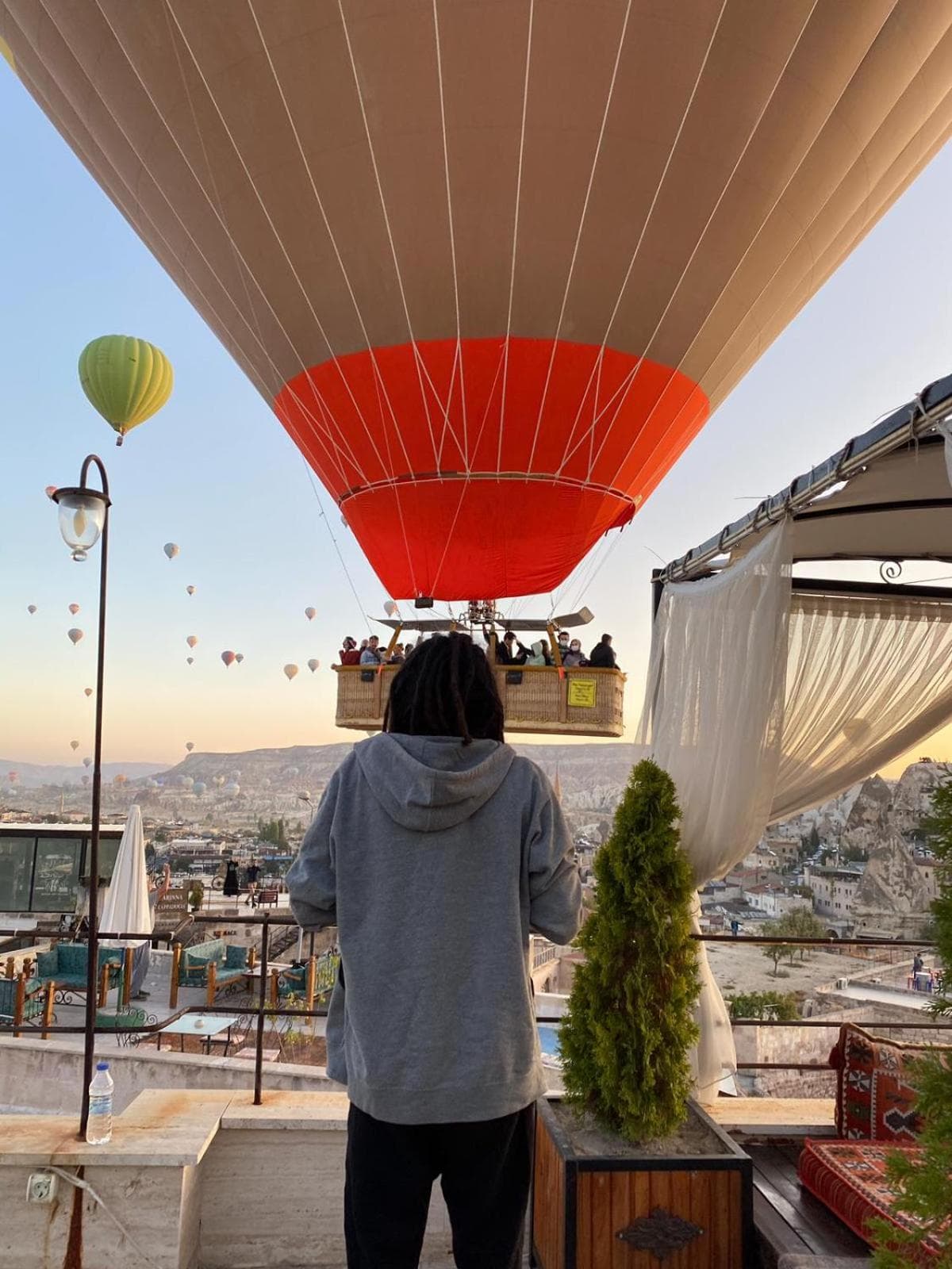 Emit Cave Hotel - Image 2