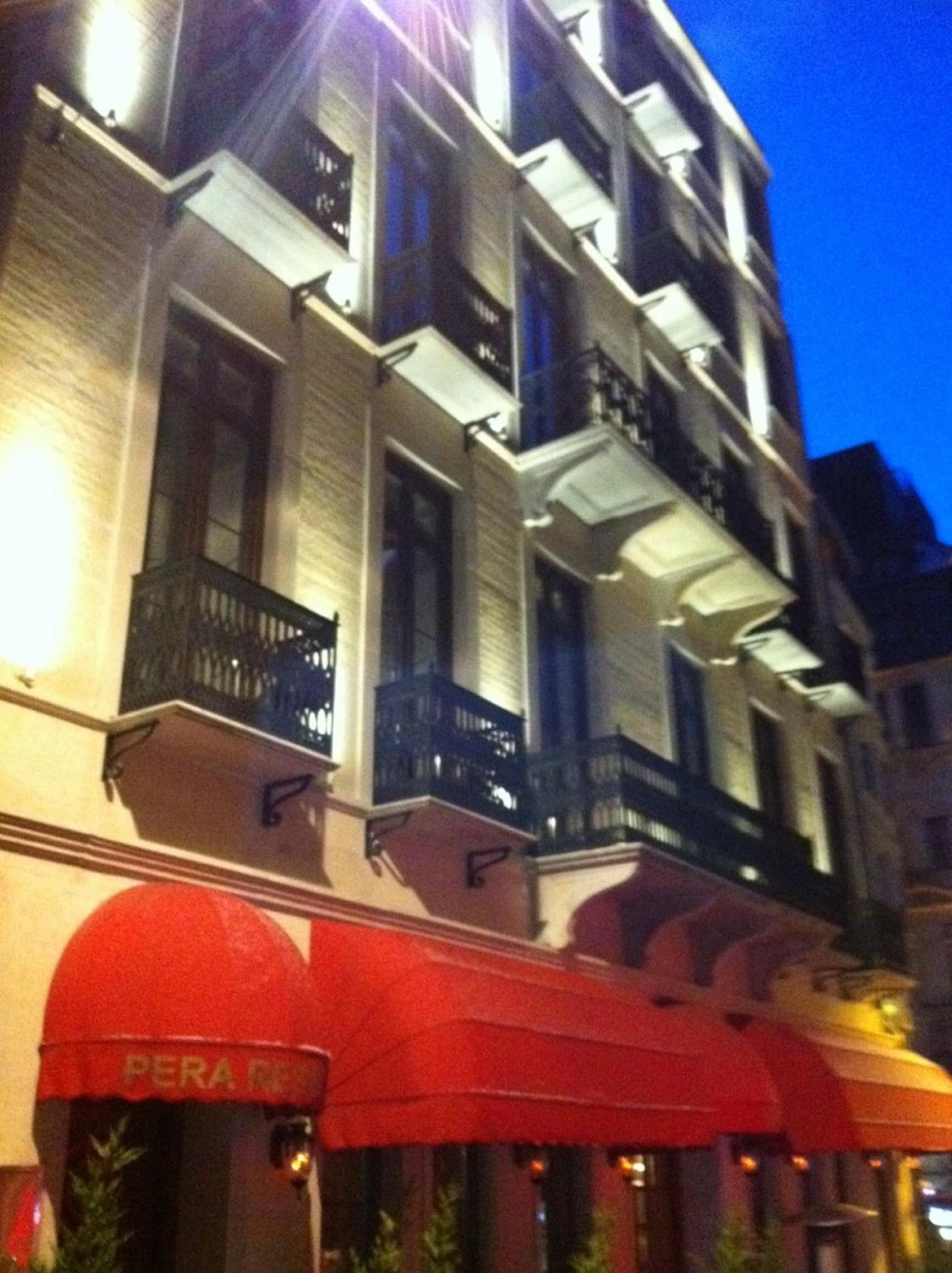 Pera Residence - Image 1