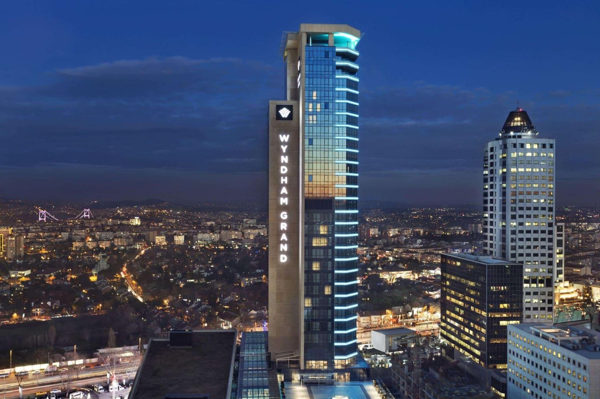 Wyndham Grand İstanbul Levent - Image 2