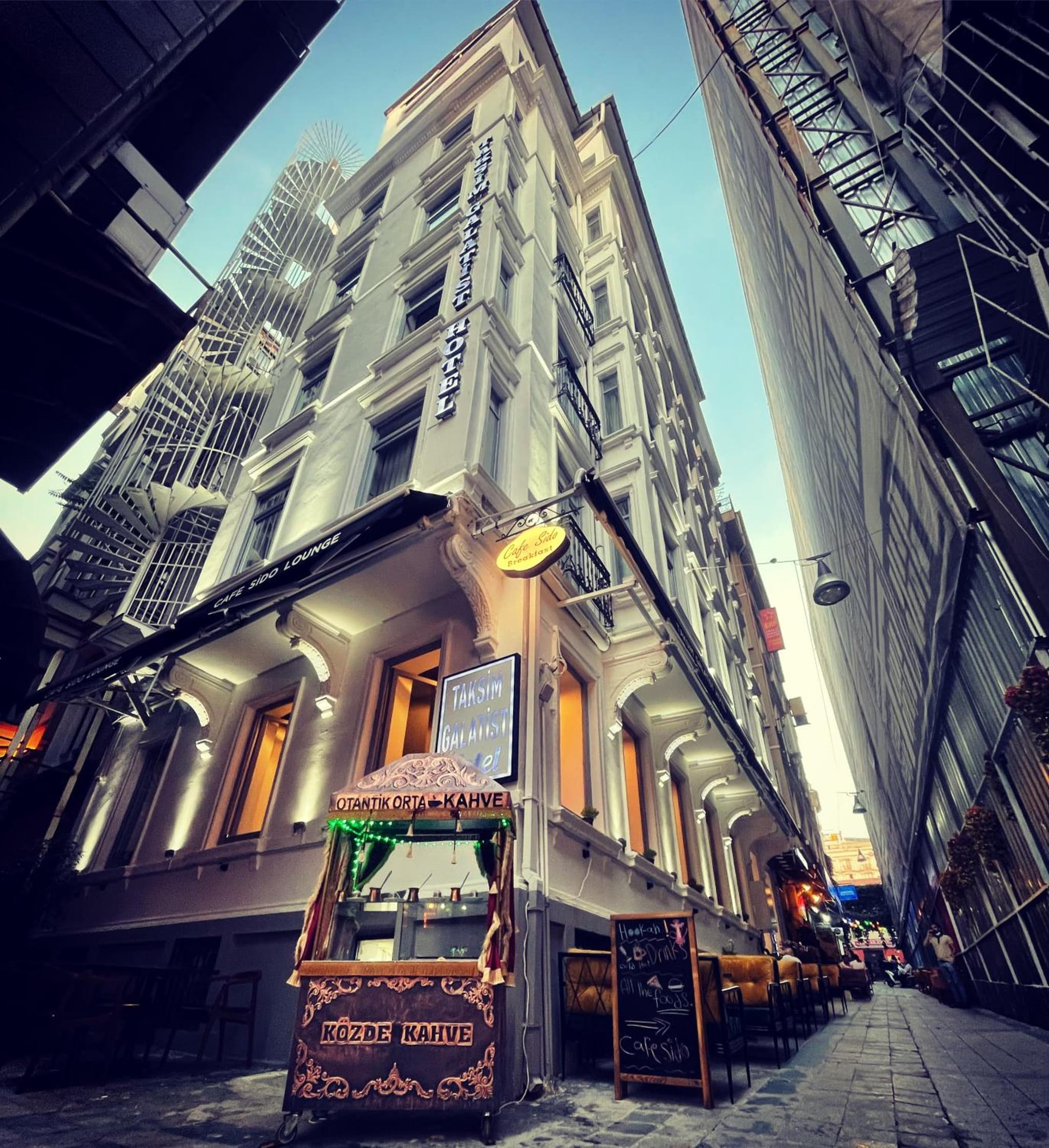 Taksim Galatist Otel - Image 1