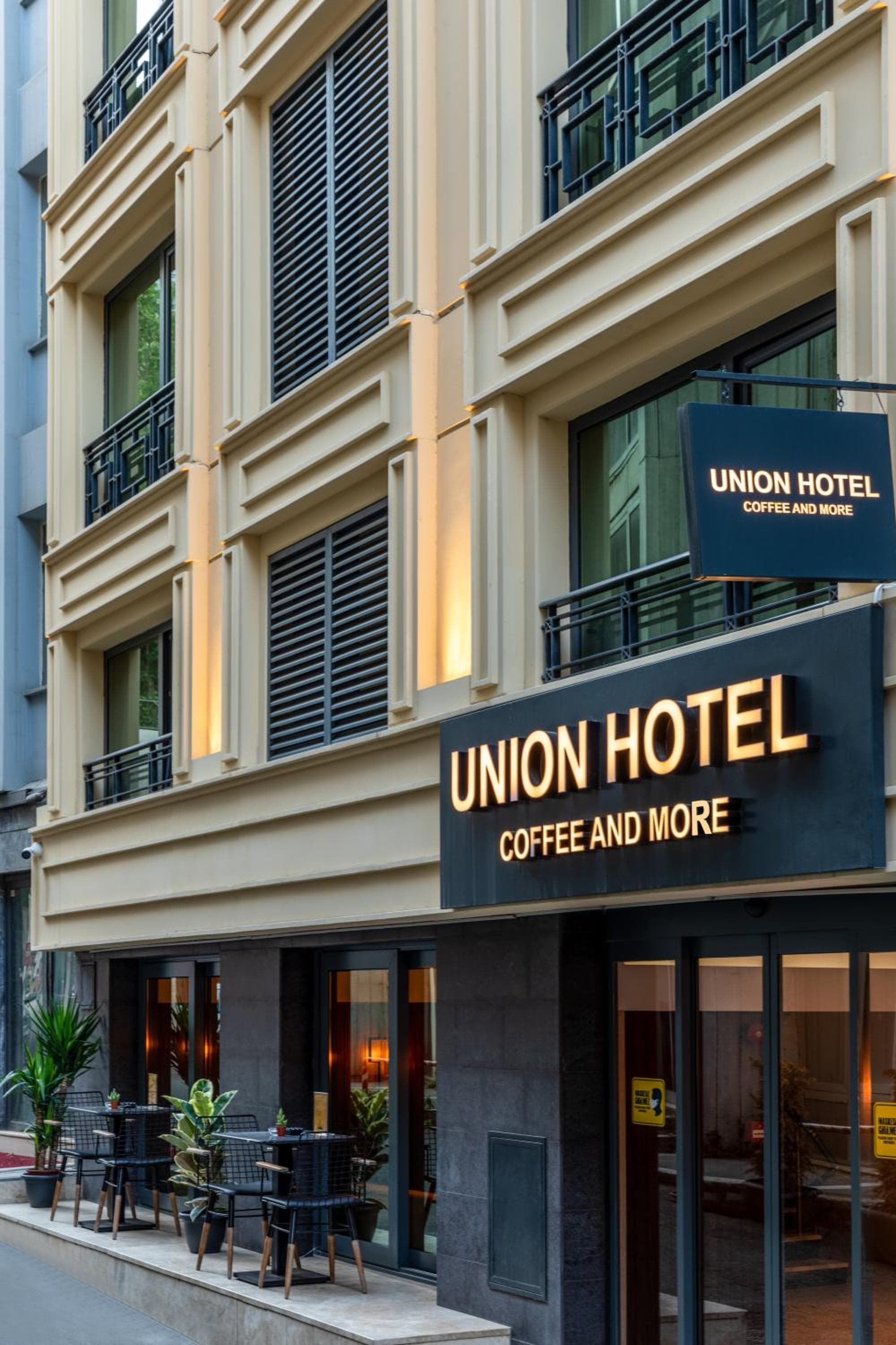 Union Otel Port - Image 1