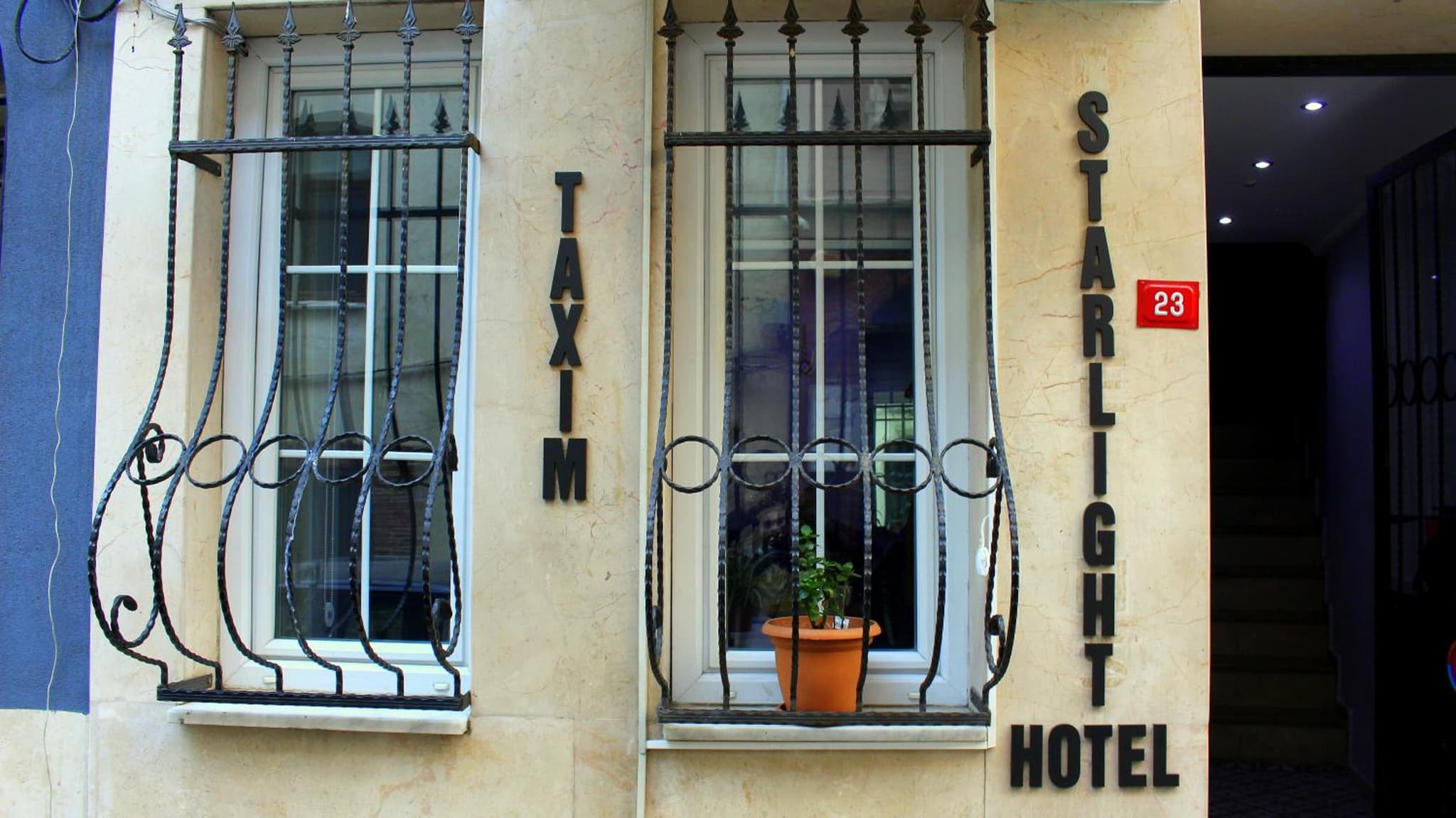 Taxim Starlight Hotel - Image 1
