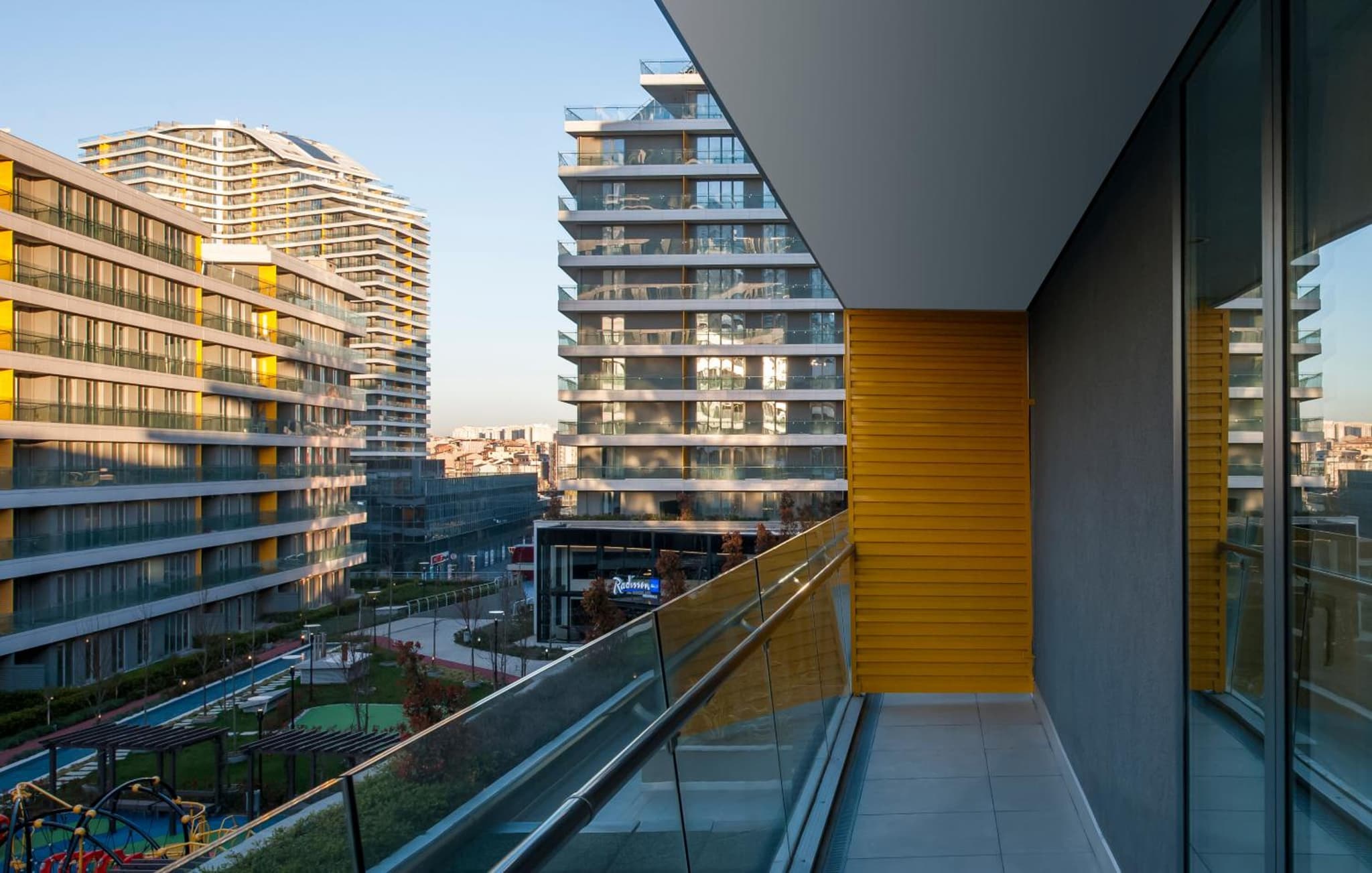 The Superior Living Batışehir - Image 3