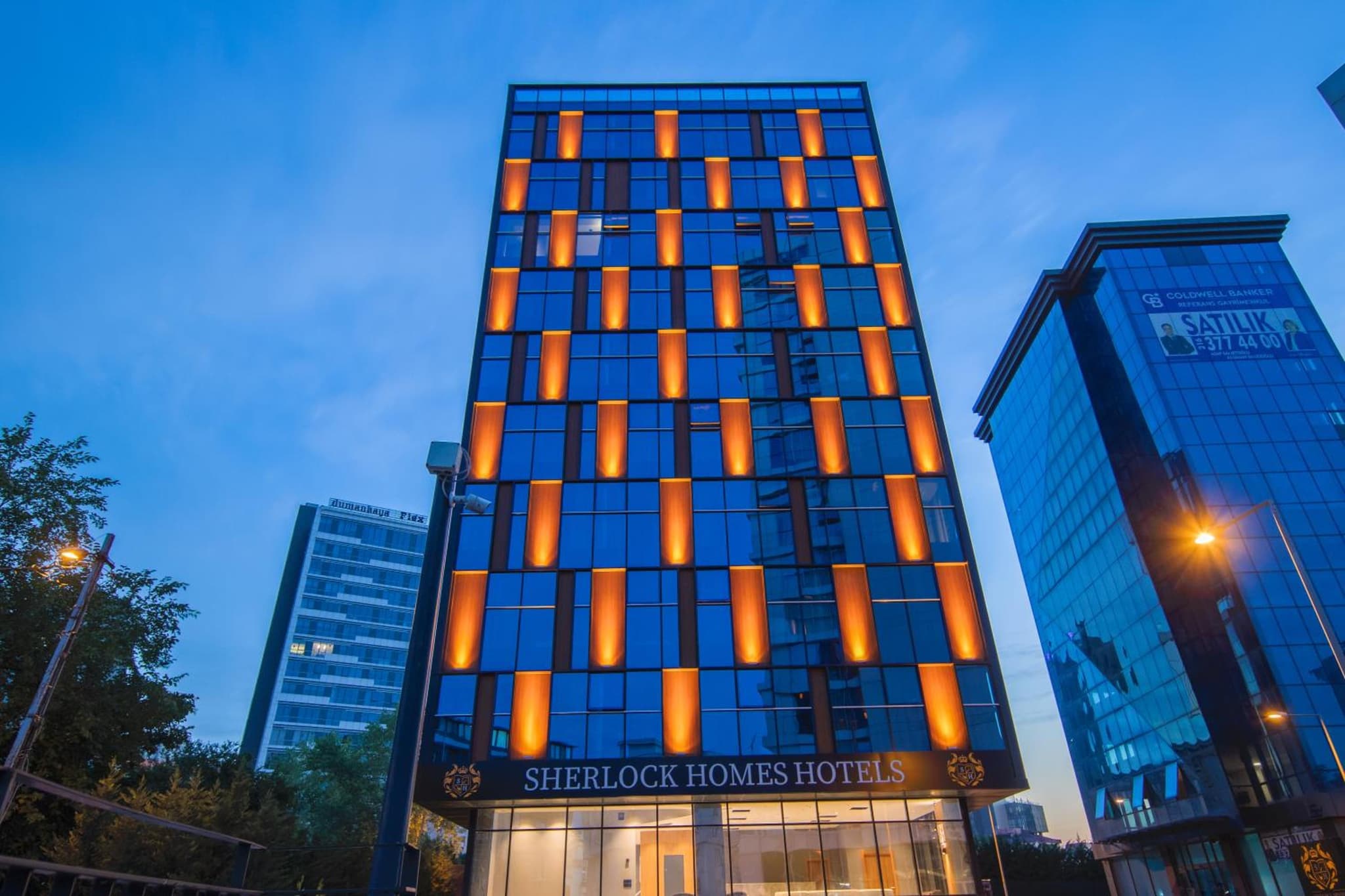 SHERLOCK HOMES OTELLERİ - Image 1