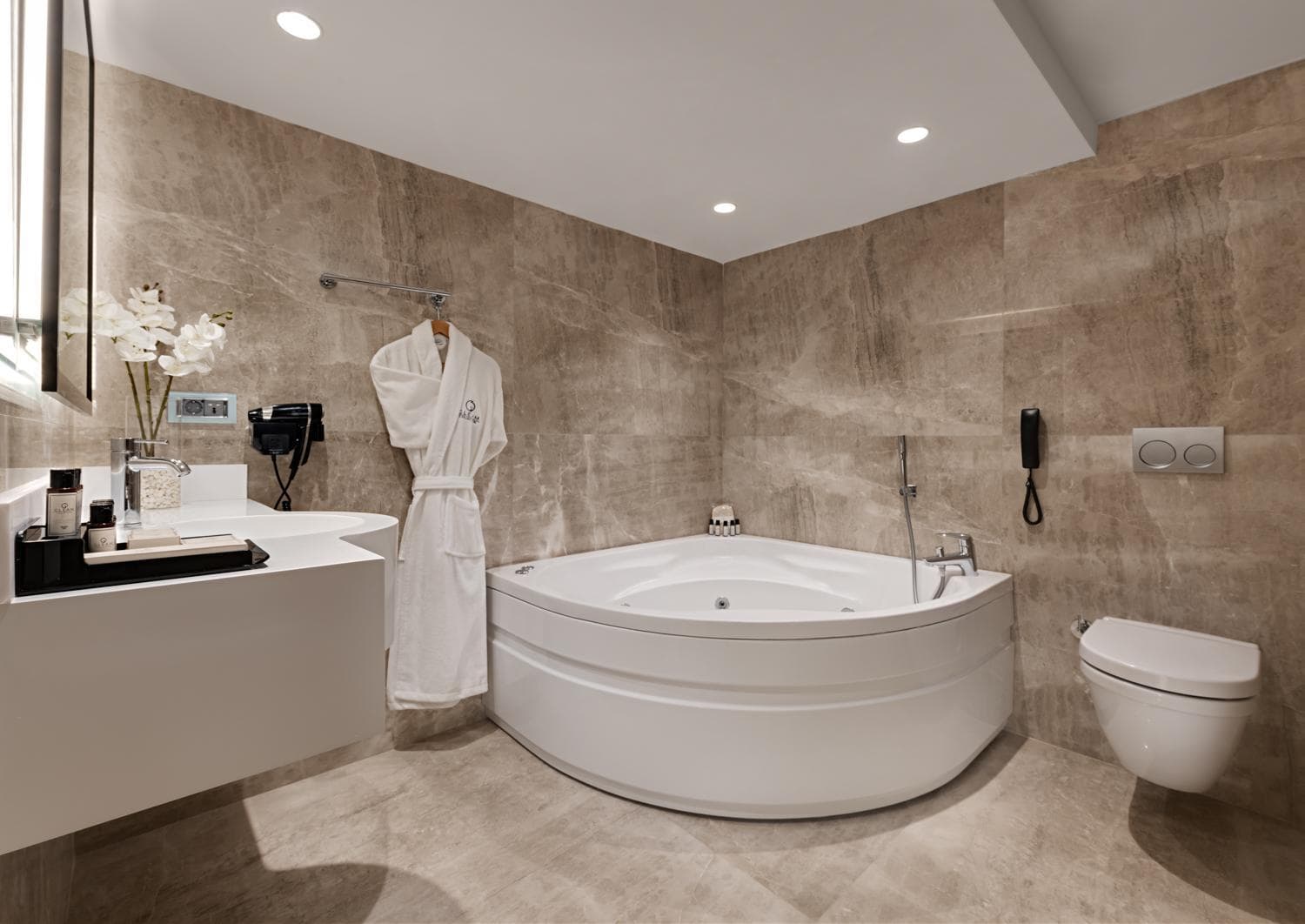 Gleam Collection Otel - Image 3