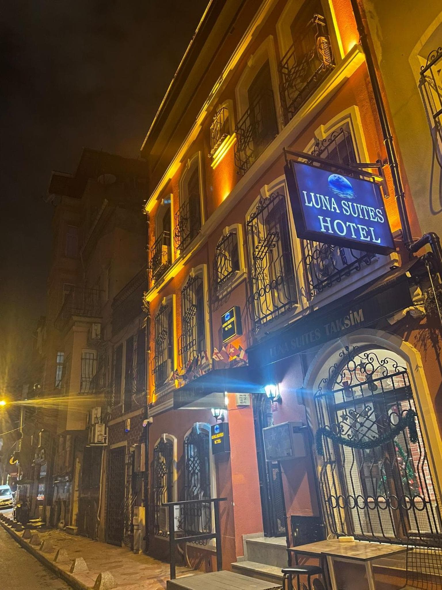 Luna Suites Taksim - Image 3