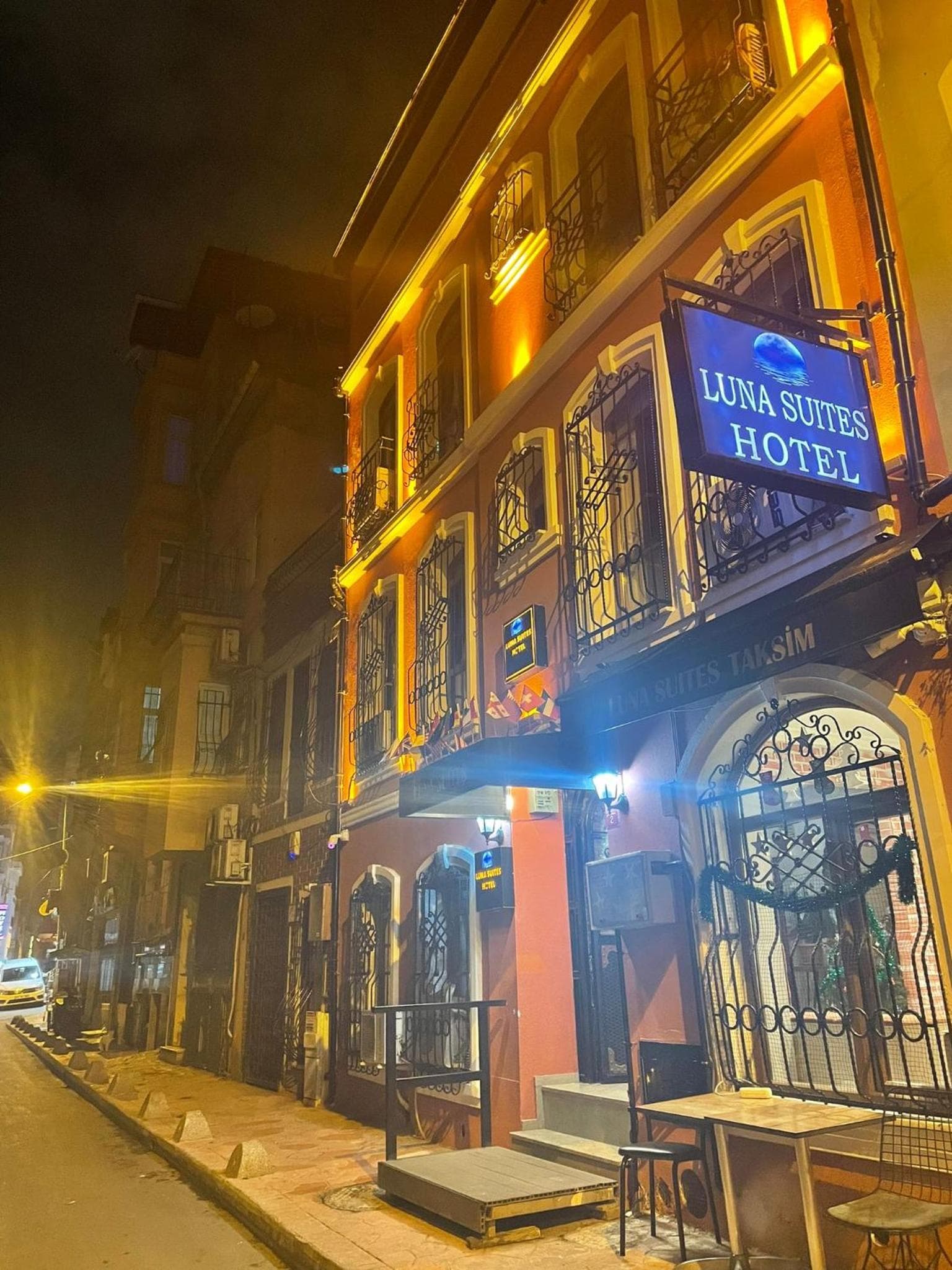Luna Suites Taksim - Image 2