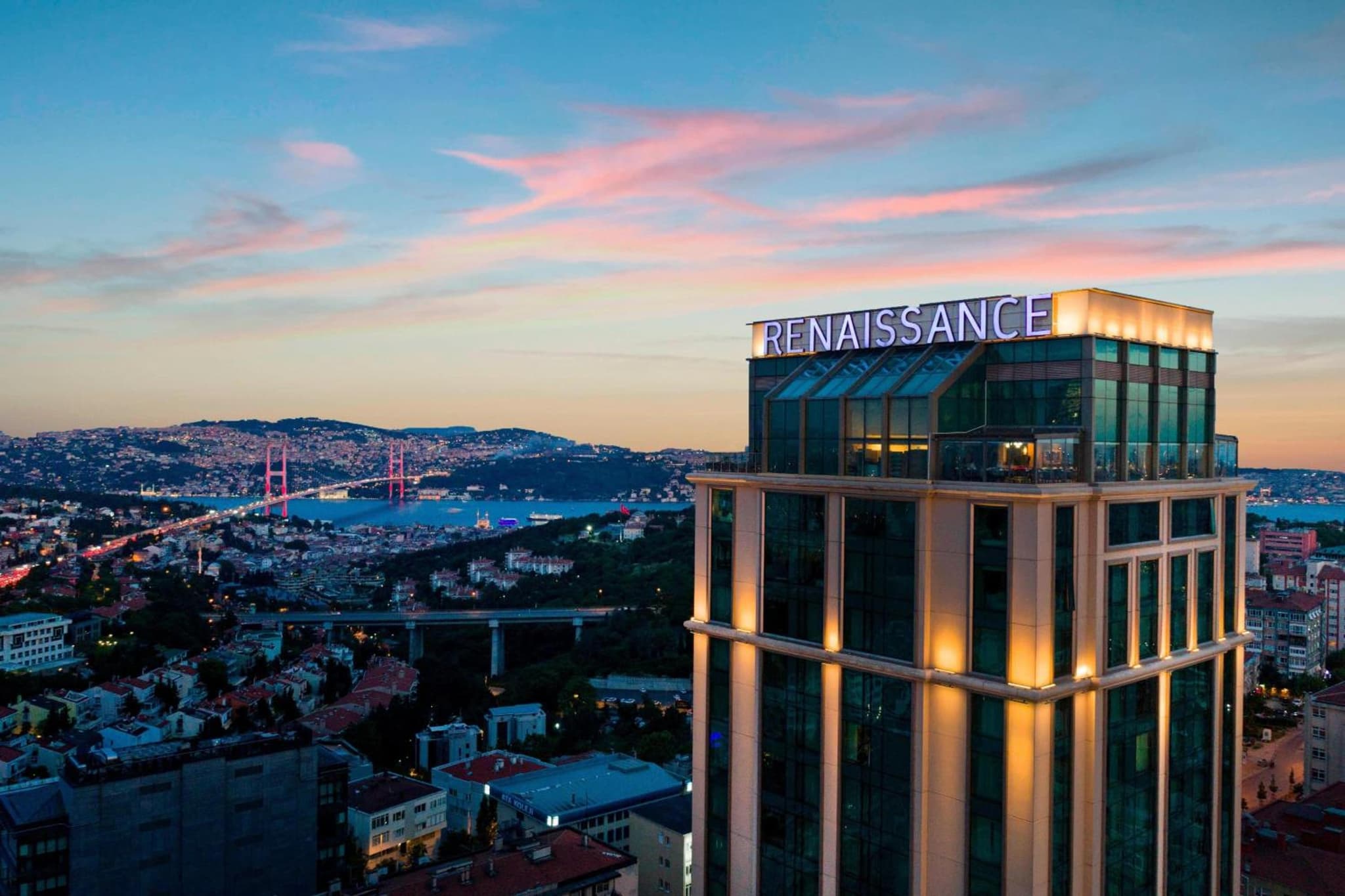 Renaissance İstanbul Polat Bosphorus Otel - Image 1