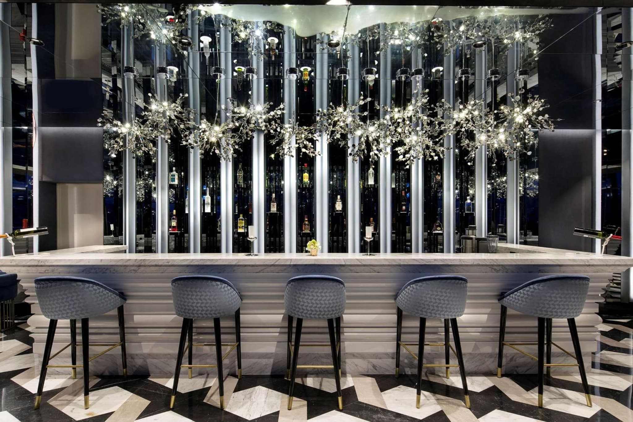 DoubleTree by Hilton İstanbul - Piyalepaşa - Image 2