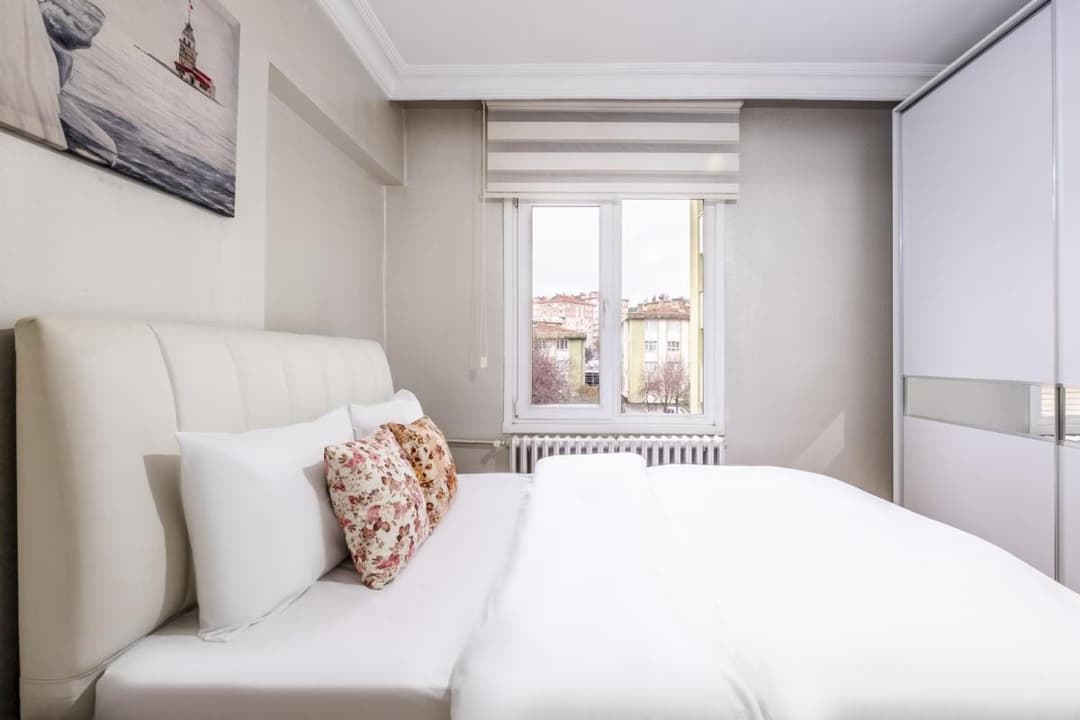 Apartment 250 m to Metro Station in Uskudar fotoğrafı