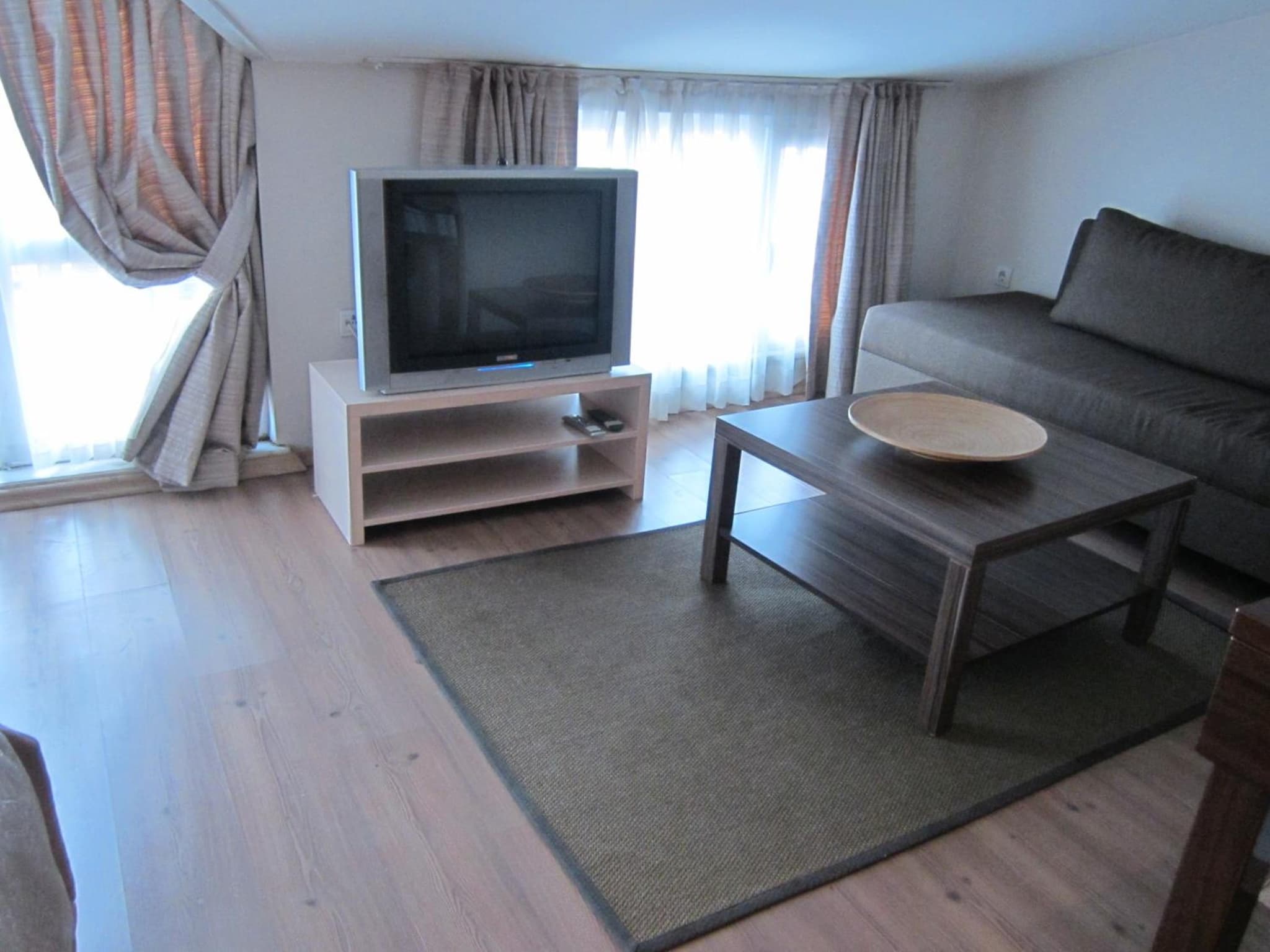 Derpa Otel - Image 3