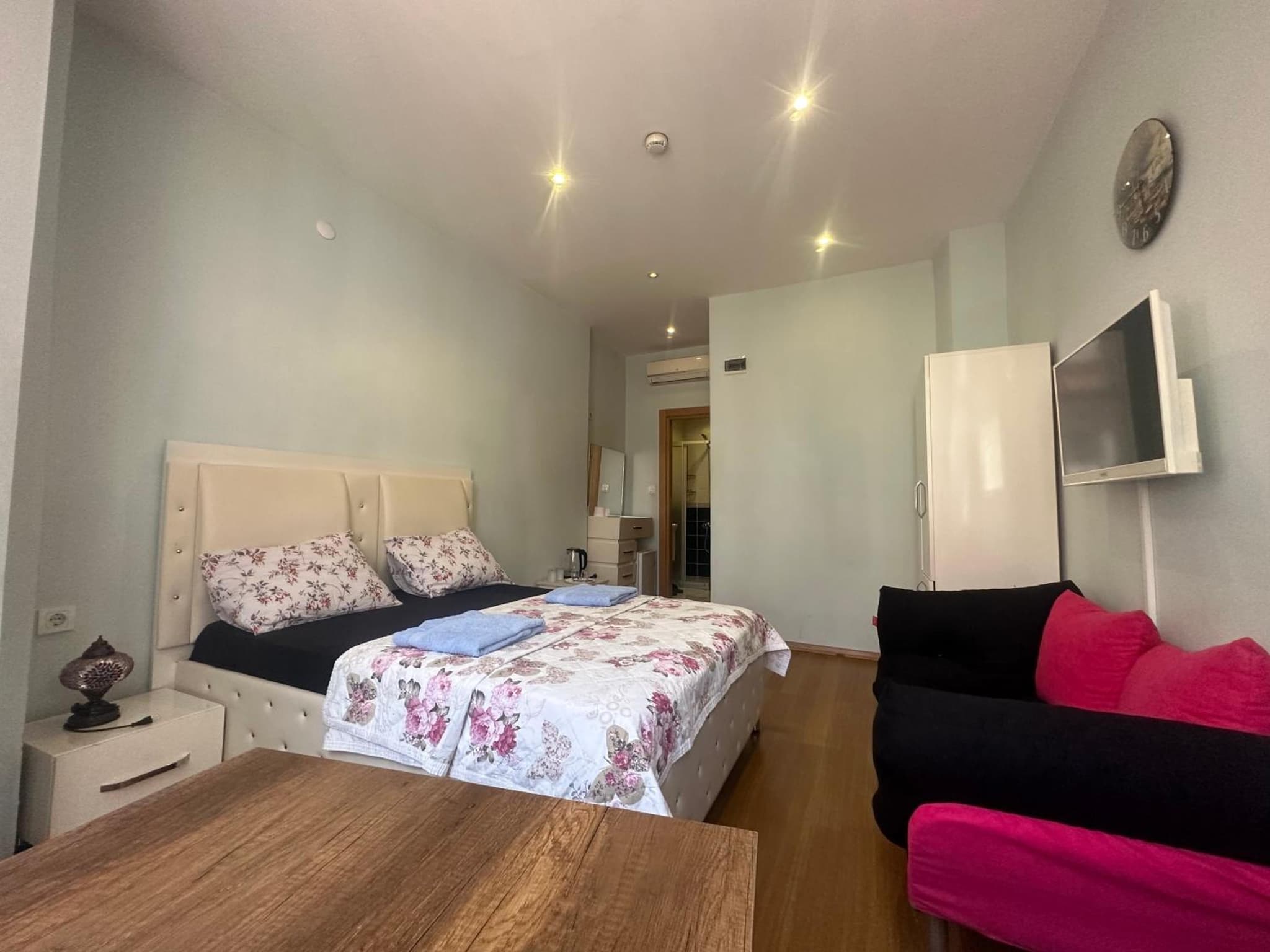 MYMOON Residence - Image 4