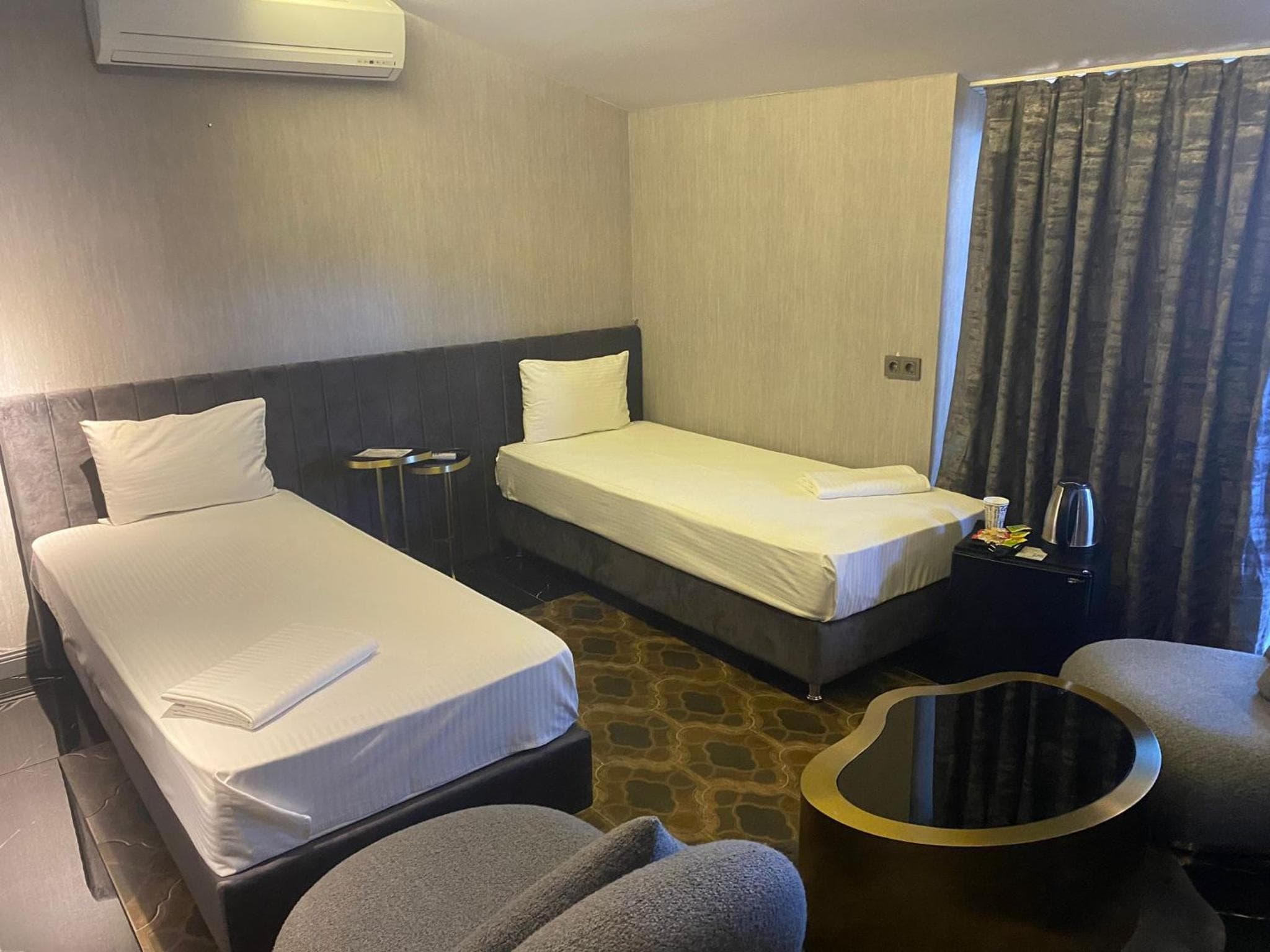 MAD INN HOTEL & SPA - Image 2