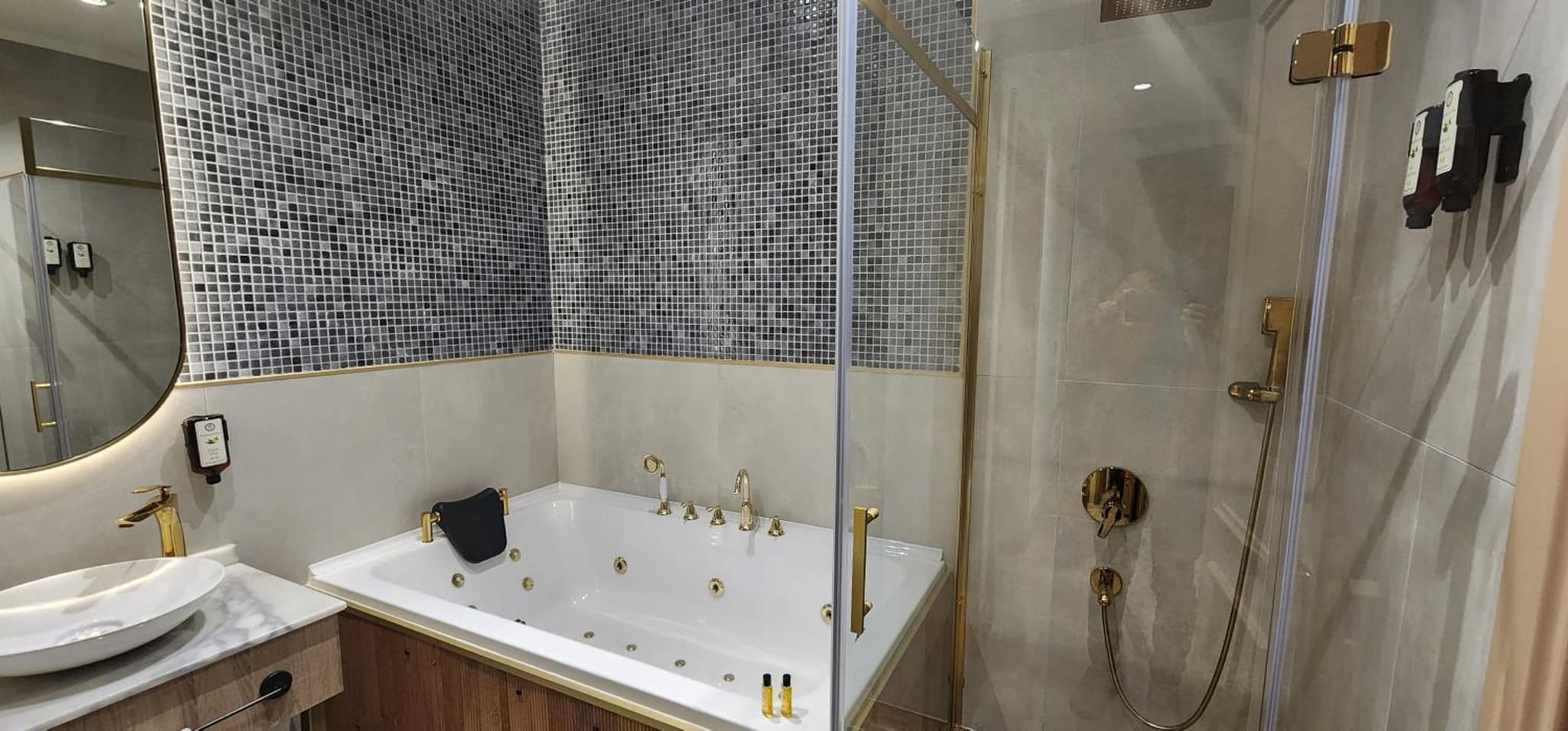 Taksim Bosphorus Otel - Image 2