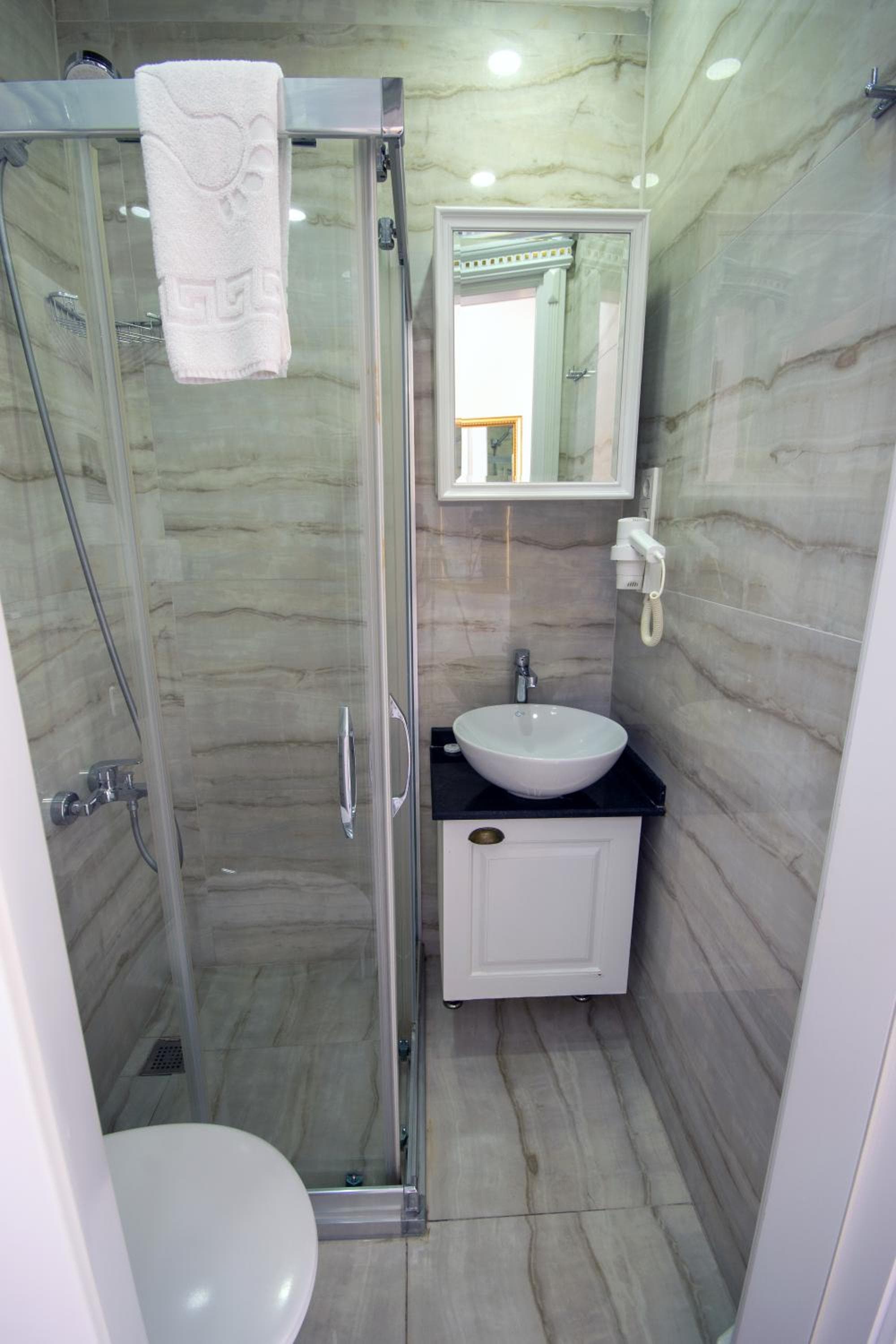 IQ Otel Galatasaray - Image 4