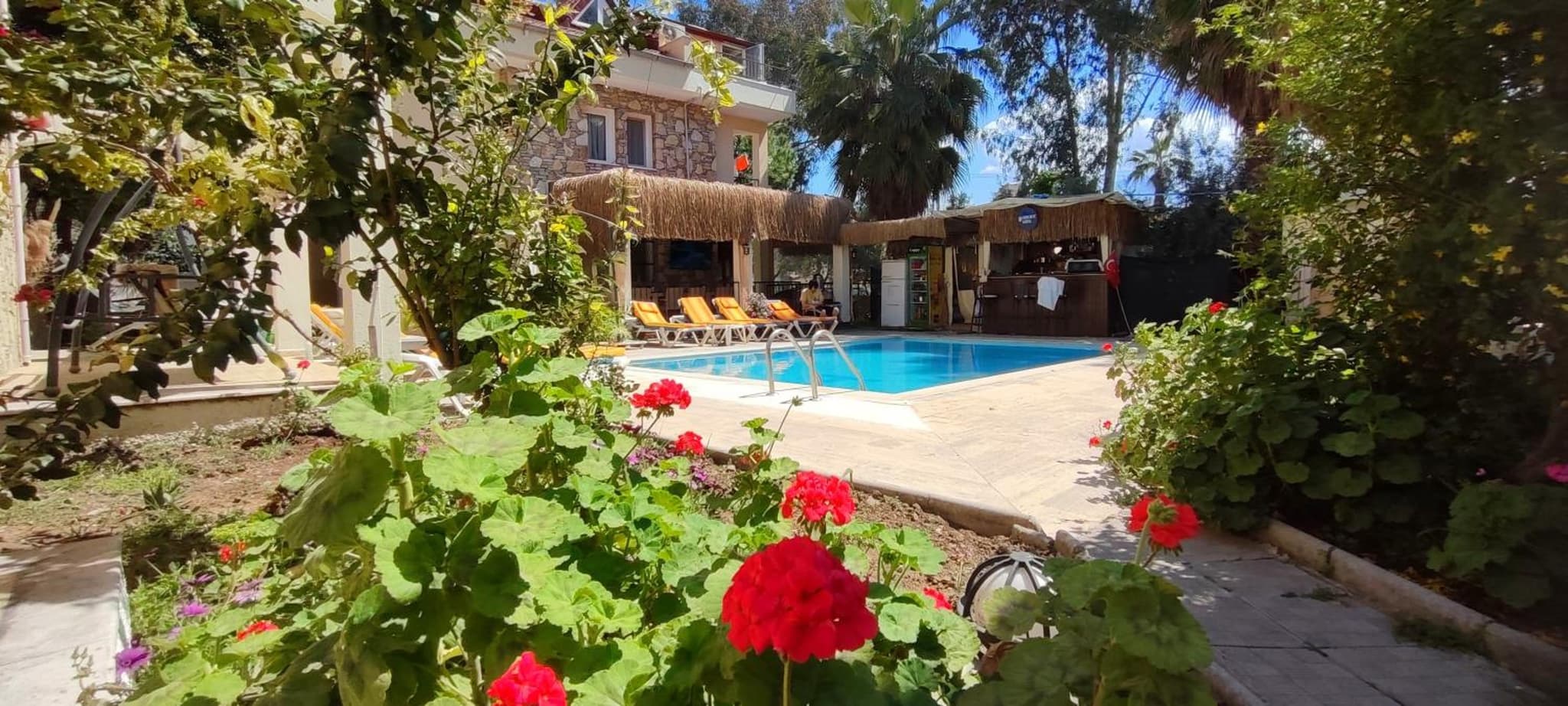 çileks apart otel - Image 2