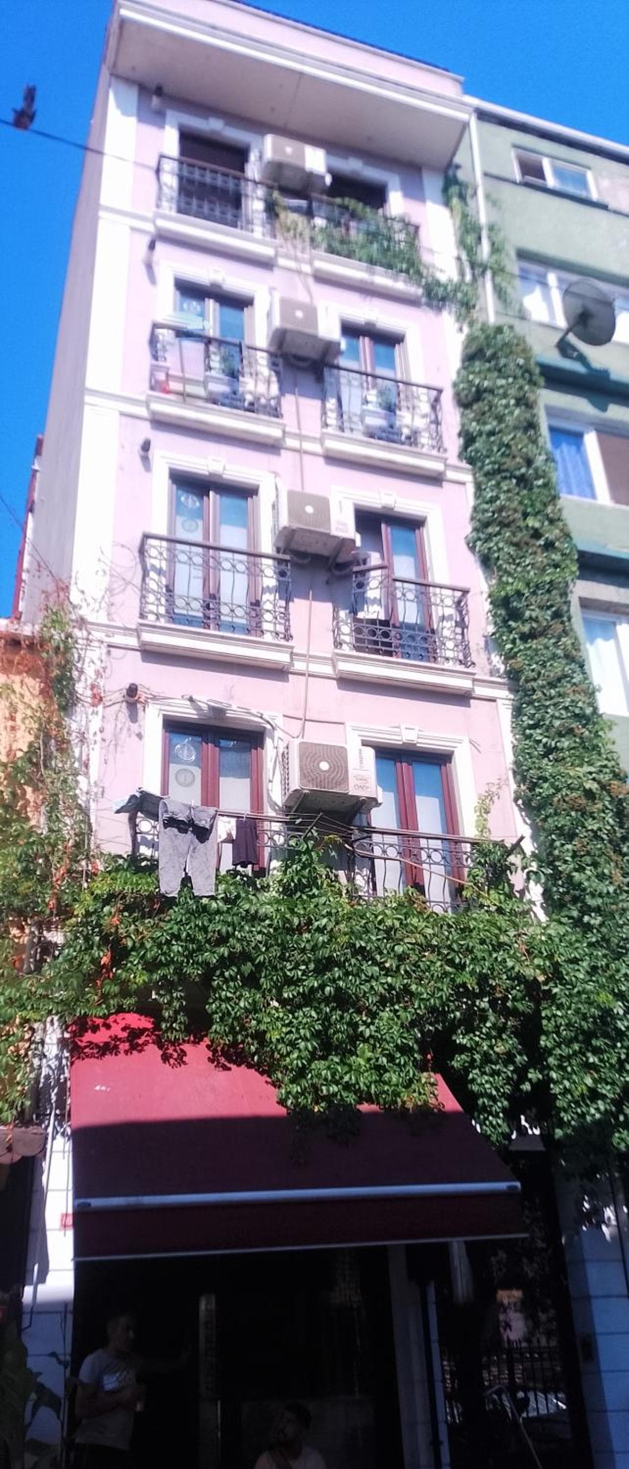 Taksim City ivy Hostel - Image 1