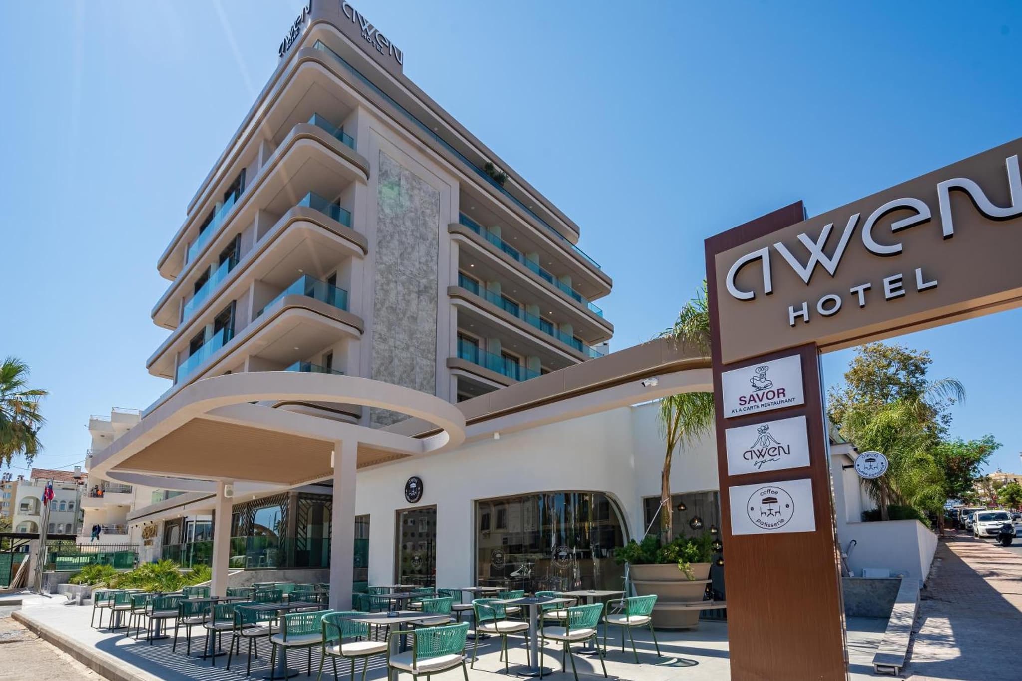 Awen Lara Hotel - Image 1