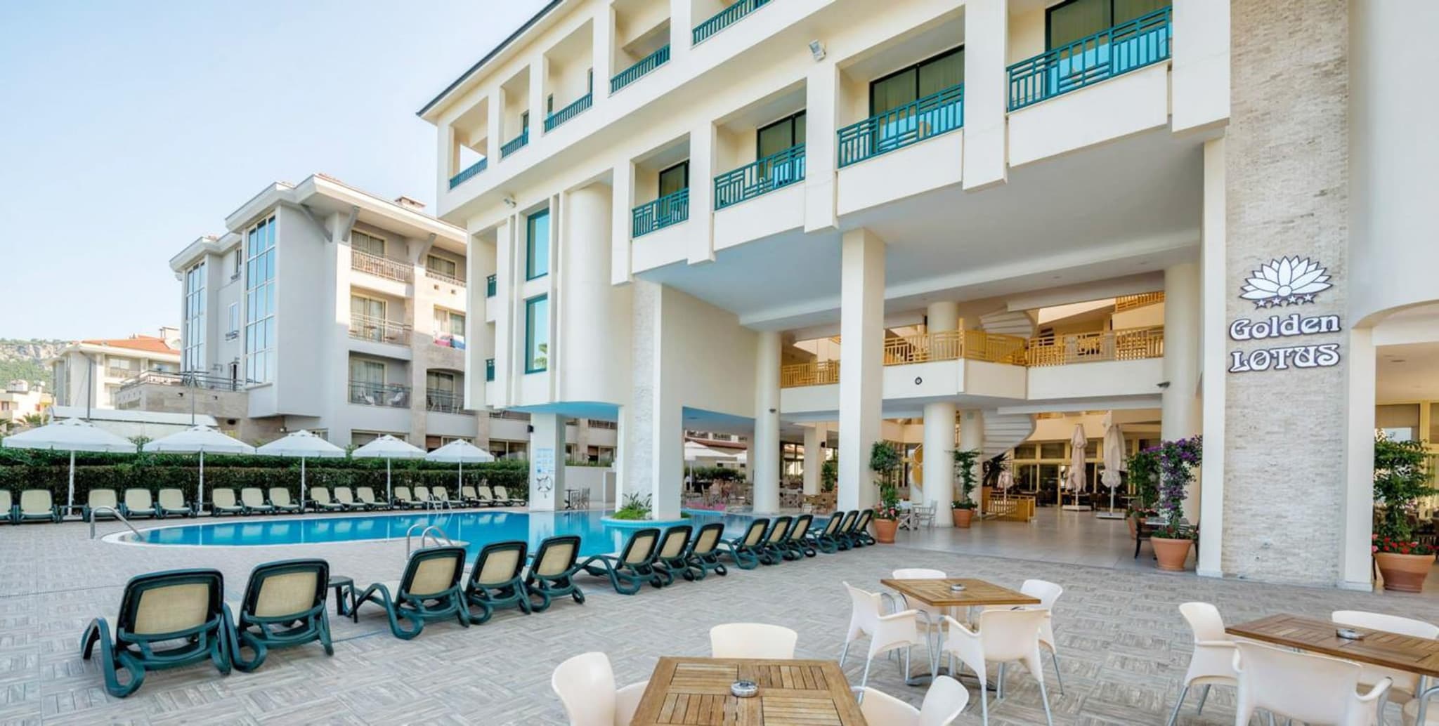 Golden Lotus Hotel - Image 3