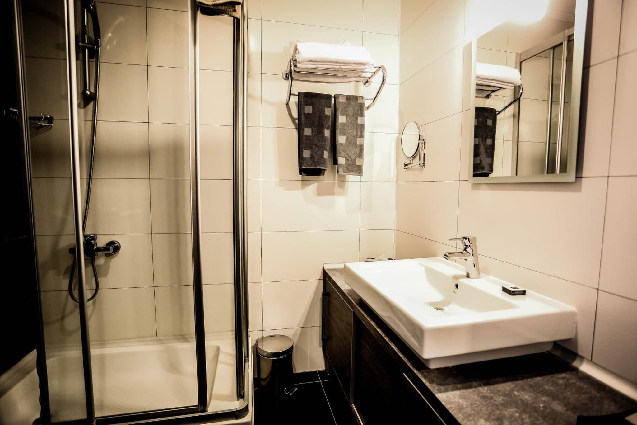 Koza Suite Hotel - Image 2