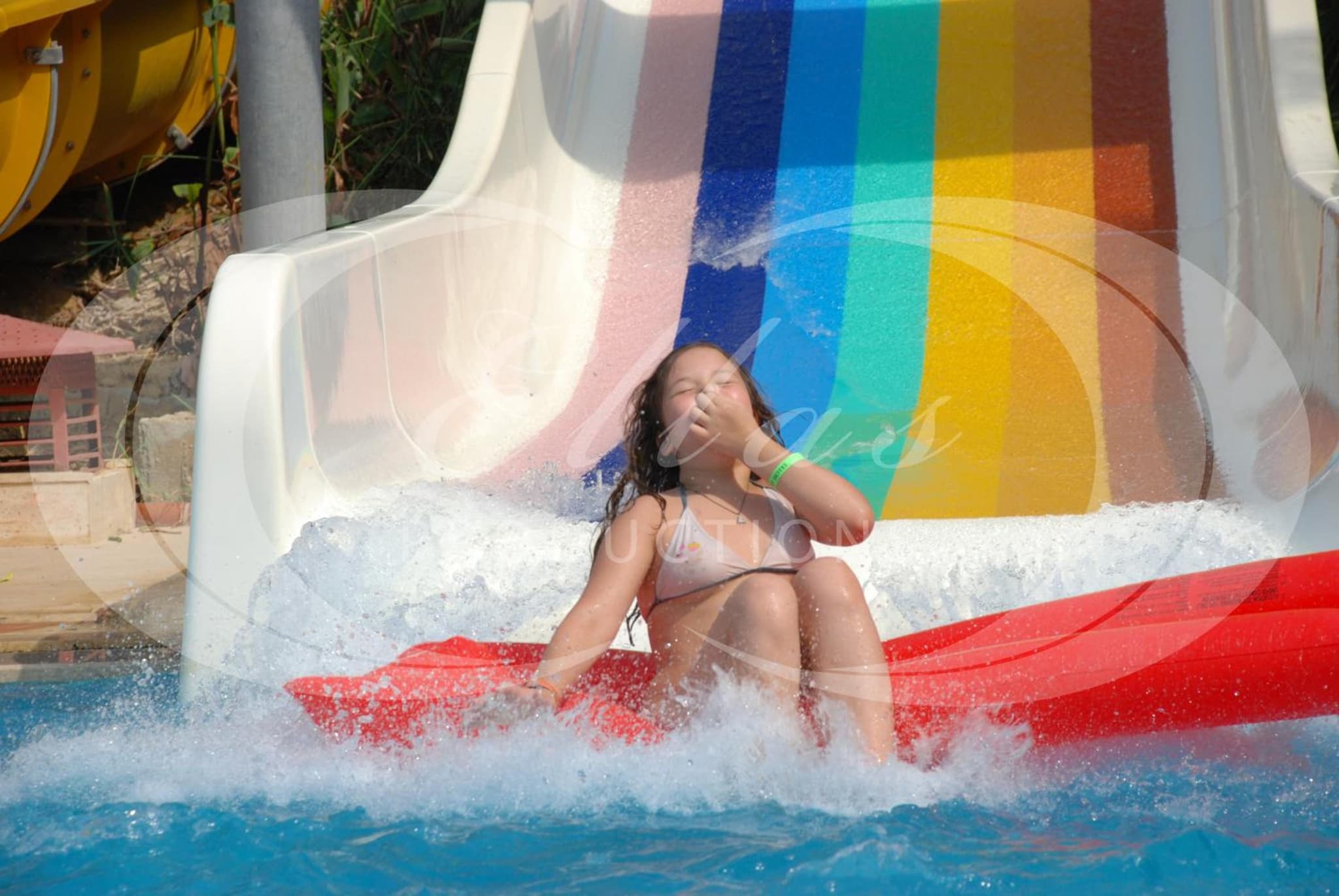 Ark Apart and Suite Hotel - Image 2