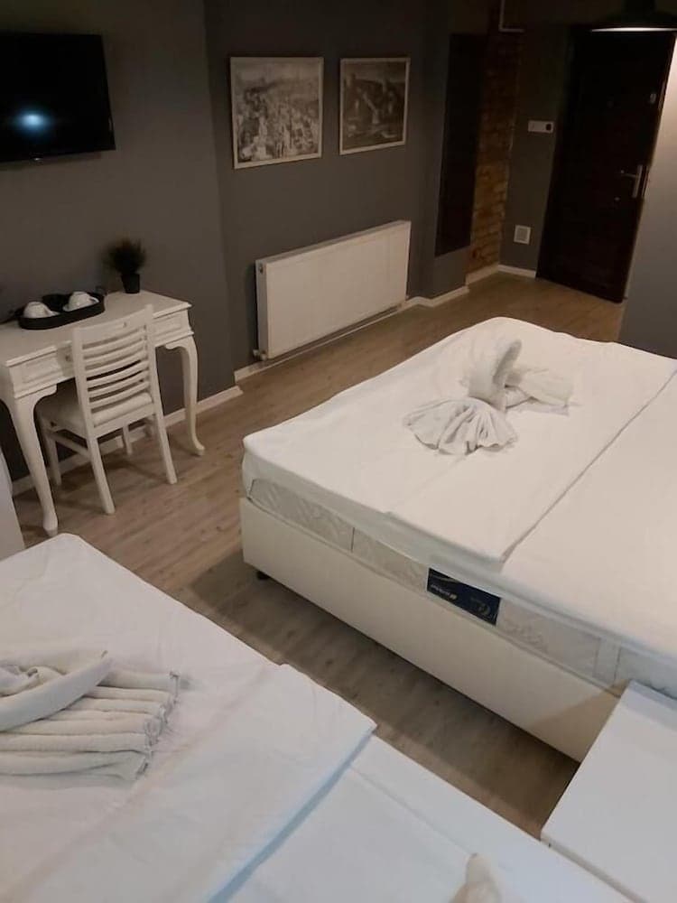 Utarit Taksim - Image 2