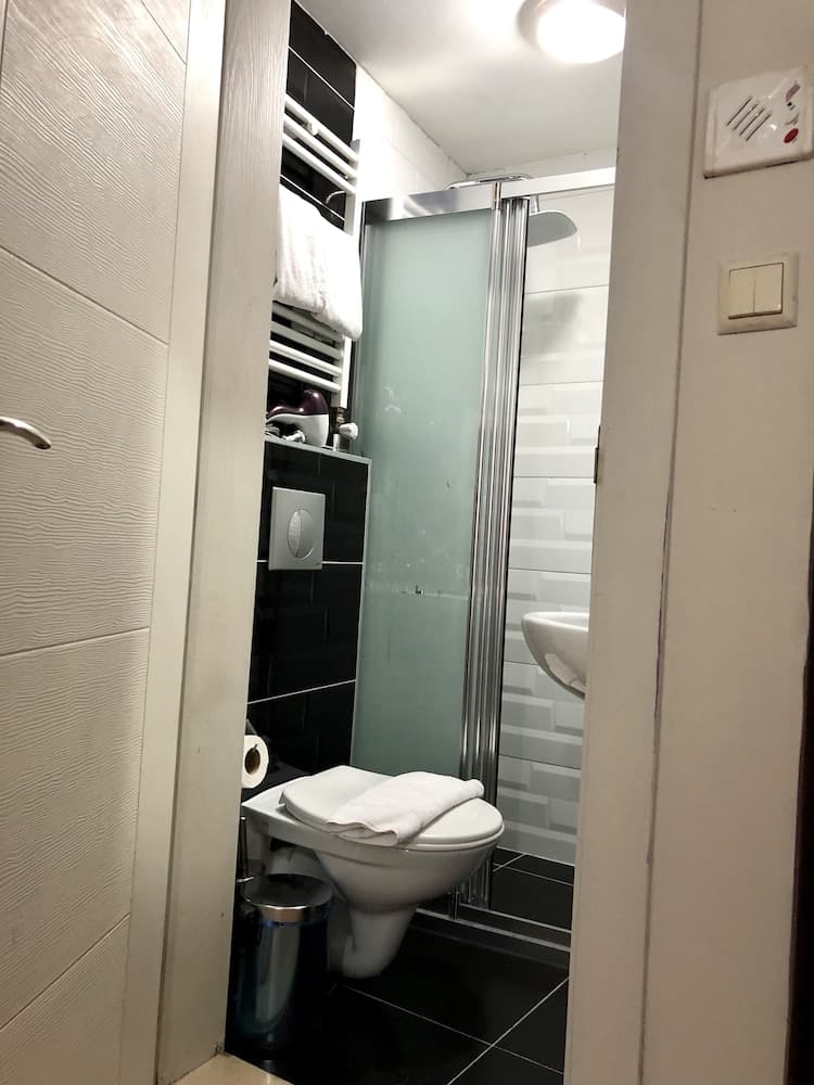 Centre Suites Taksim - Image 4