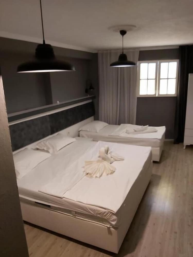 Utarit Taksim - Image 3