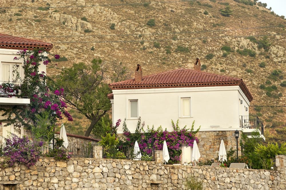 Swan Lake Butik Otel - Sadece Yetişkinler - Image 1