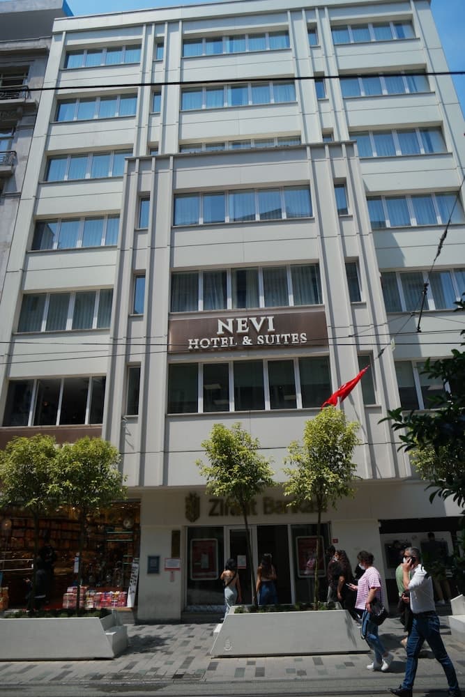 Nevi Otel & Süitler İstanbul Taksim - Image 1