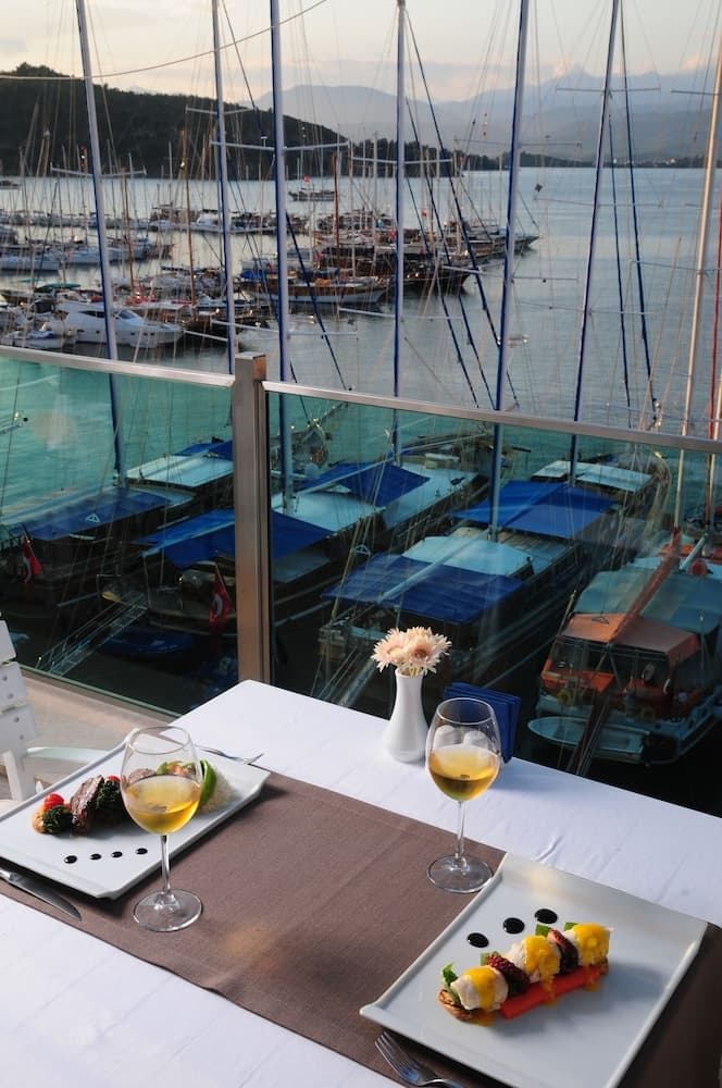 Alesta Yacht Otel - Image 1